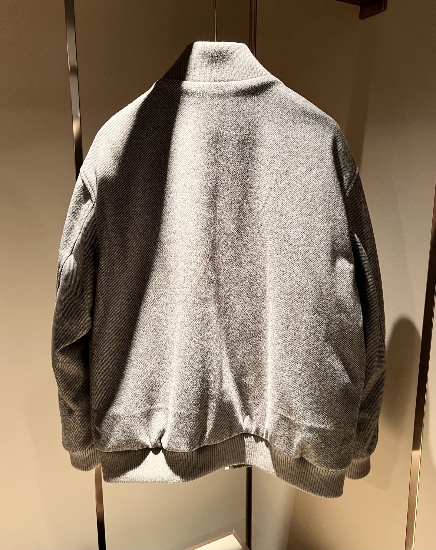 Loro Piana诺悠翩雅 2025秋冬新款男女同款👫 羊毛羽绒服外套，贸易公司渠道稀出，同步官网发售