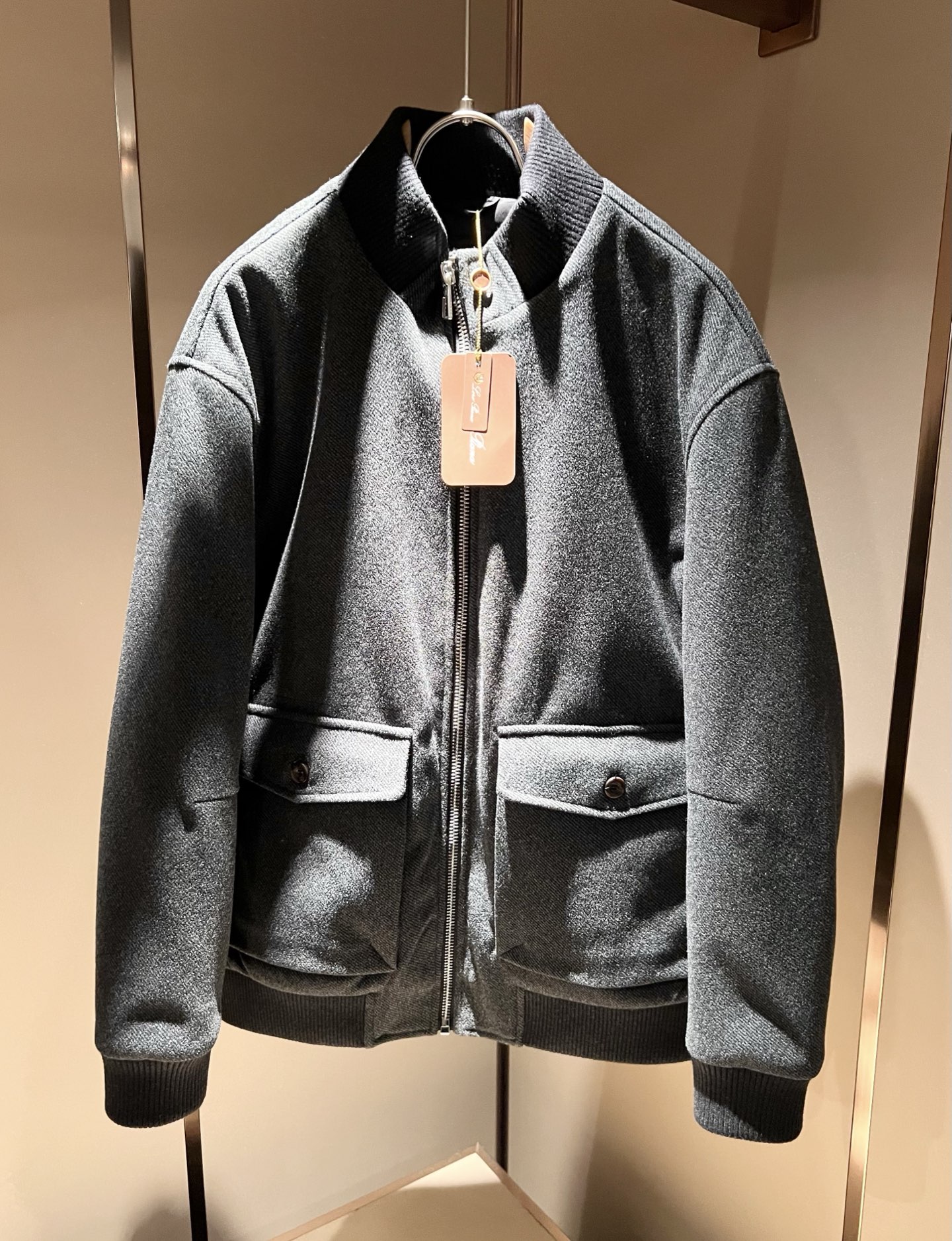 Loro Piana诺悠翩雅 2025秋冬新款男女同款👫 羊毛羽绒服外套！贸易公司渠道稀出，同步官网发售