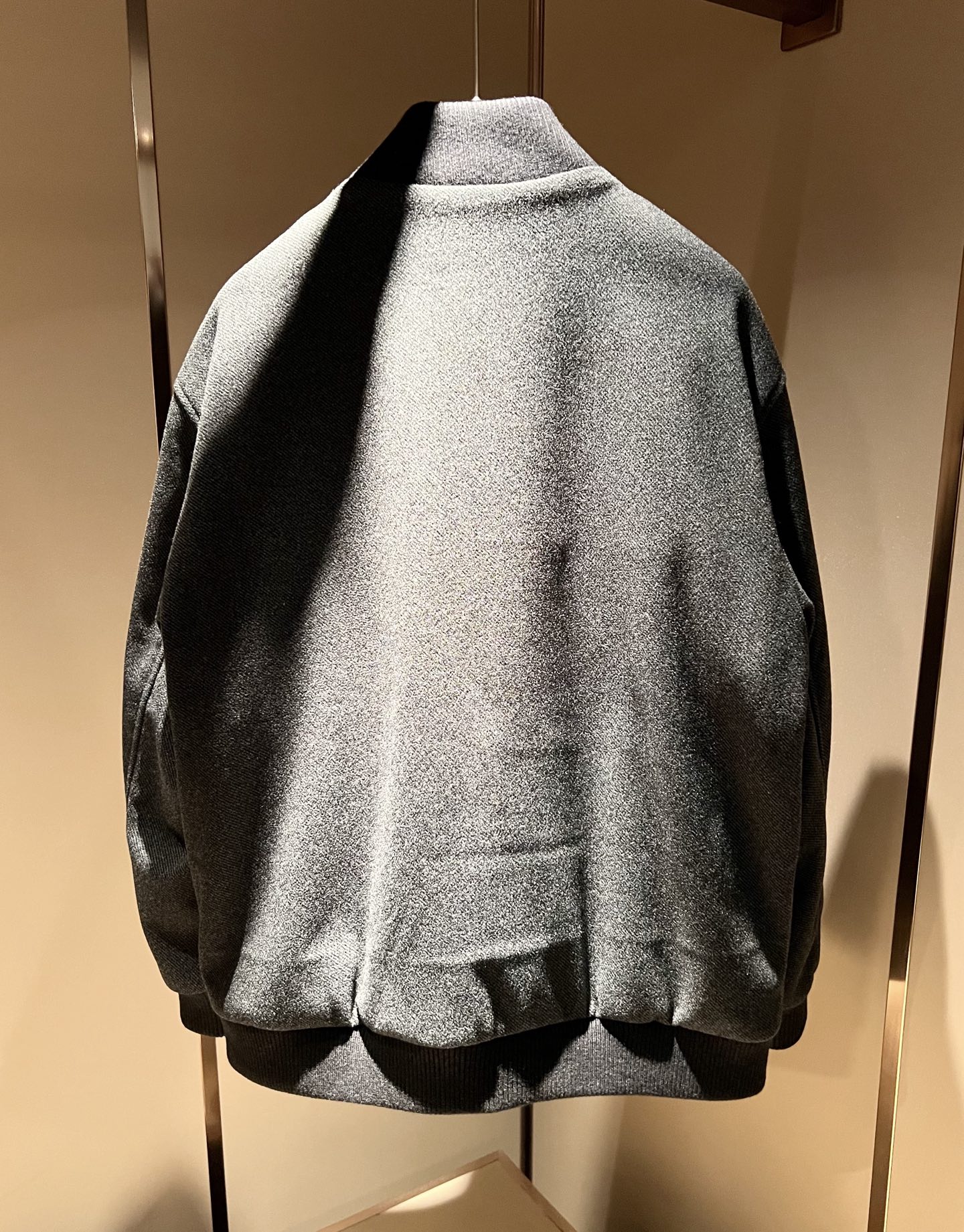 Loro Piana诺悠翩雅 2025秋冬新款男女同款👫 羊毛羽绒服外套！贸易公司渠道稀出，同步官网发售