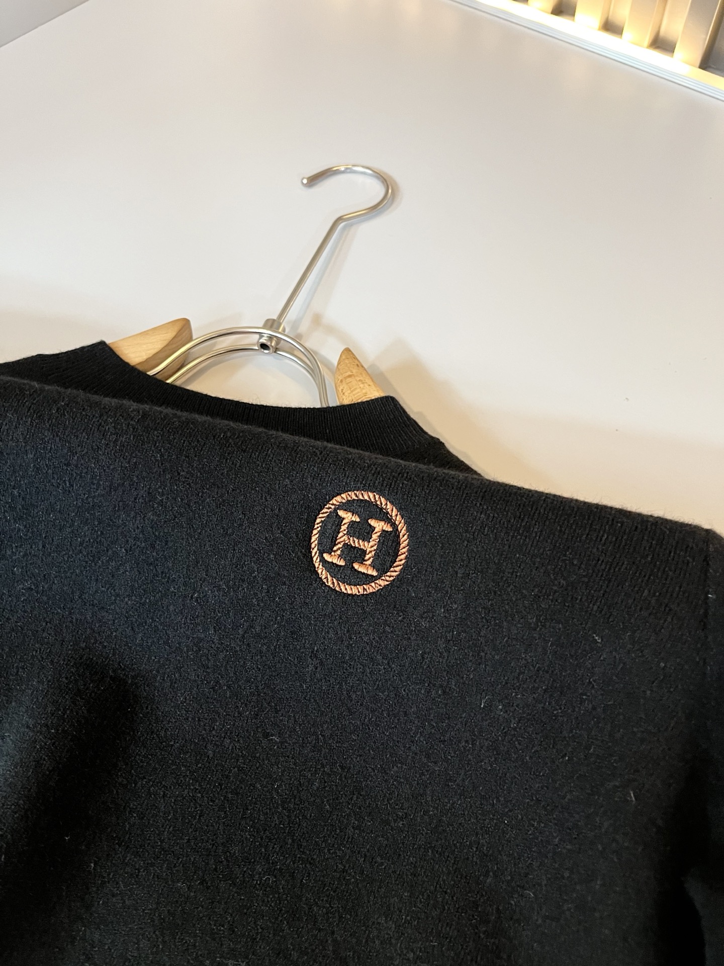 Her*mes爱*仕2025秋冬新款男士针织羊毛衫，全新升级百搭基础款，低调奢华，品格之选！甄选优质精选