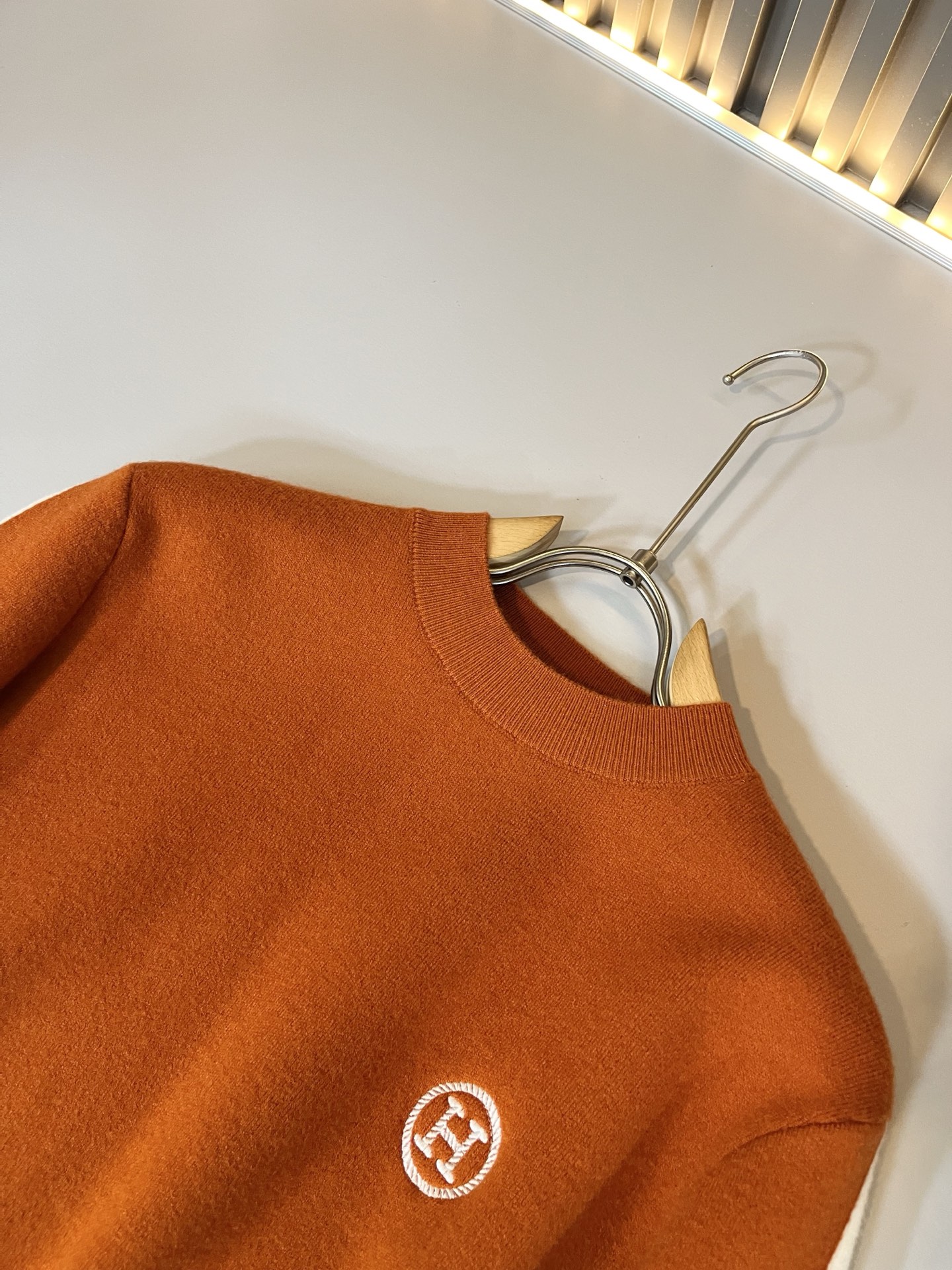 Her*mes爱*仕2025秋冬新款男士针织羊毛衫，全新升级百搭基础款，低调奢华，品格之选！甄选优质精选