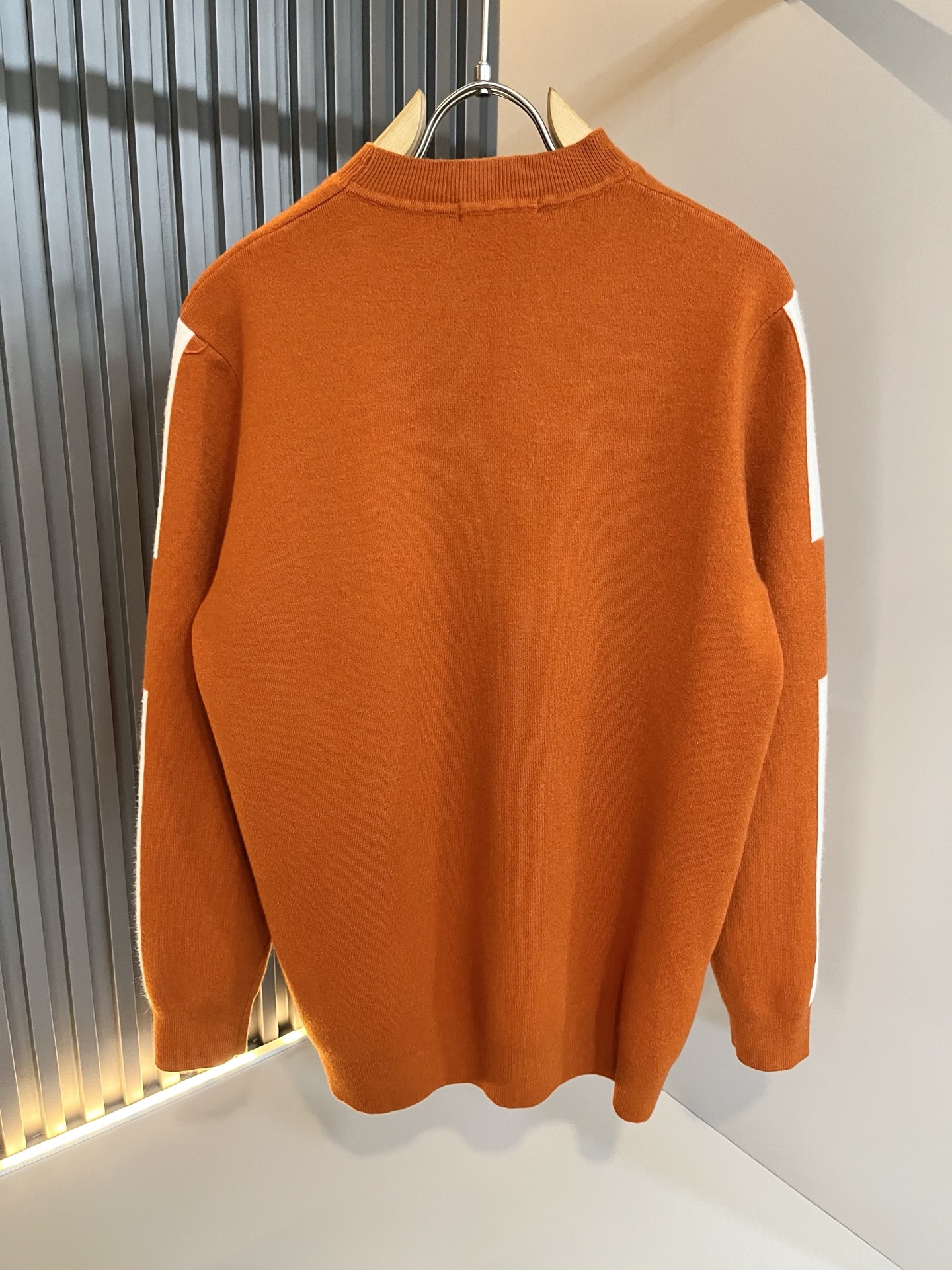 Her*mes爱*仕2025秋冬新款男士针织羊毛衫，全新升级百搭基础款，低调奢华，品格之选！甄选优质精选