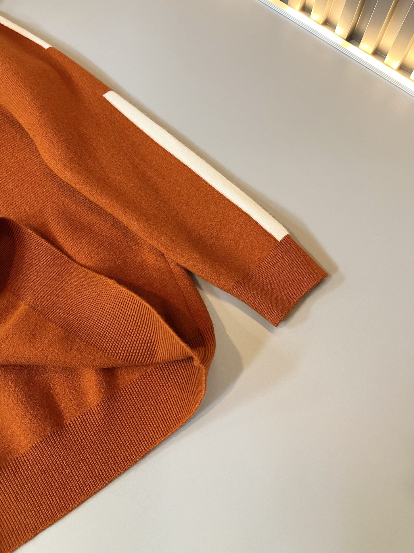 Her*mes爱*仕2025秋冬新款男士针织羊毛衫，全新升级百搭基础款，低调奢华，品格之选！甄选优质精选