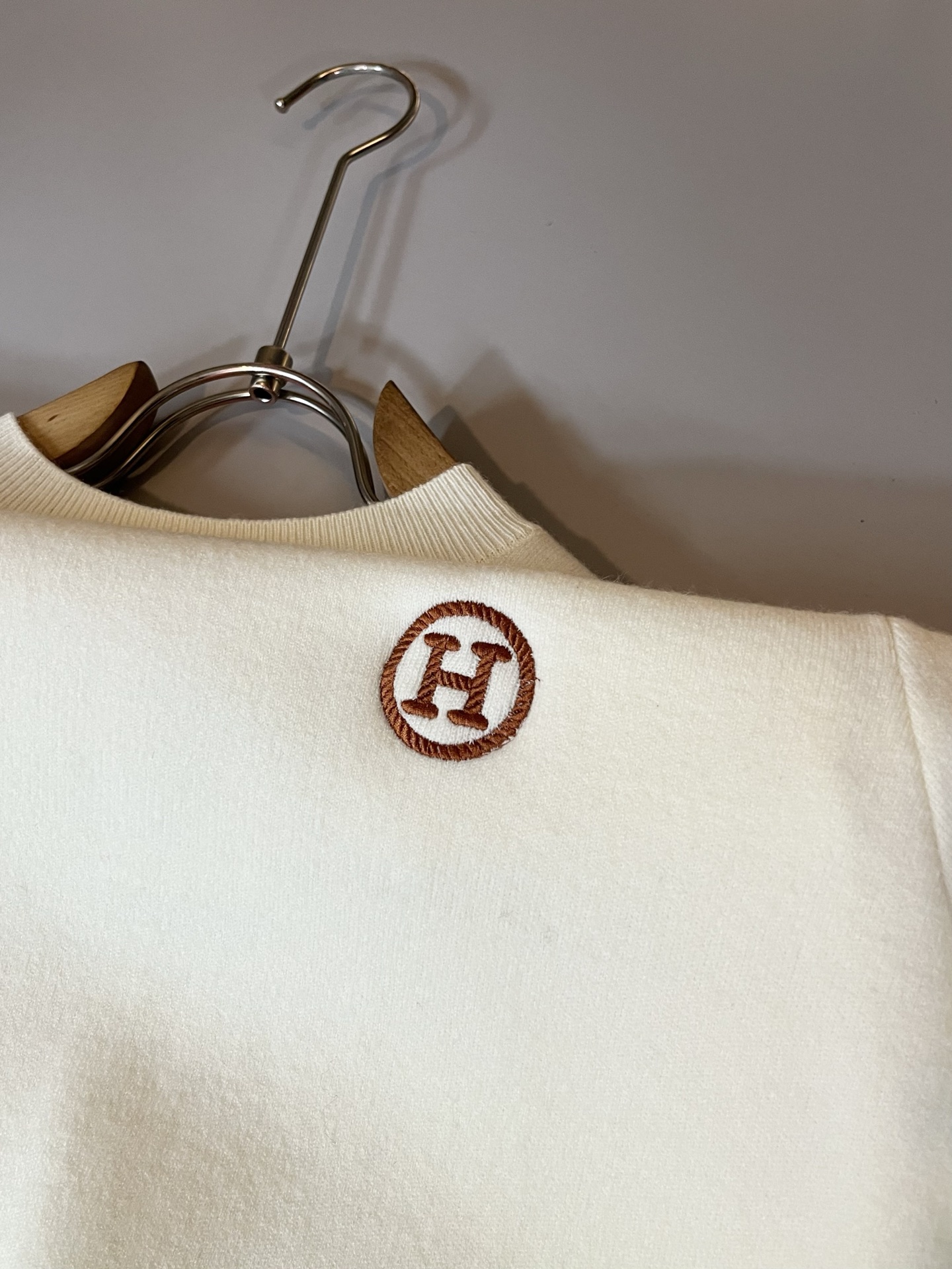 Her*mes爱*仕2025秋冬新款男士针织羊毛衫，全新升级百搭基础款，低调奢华，品格之选！甄选优质精选