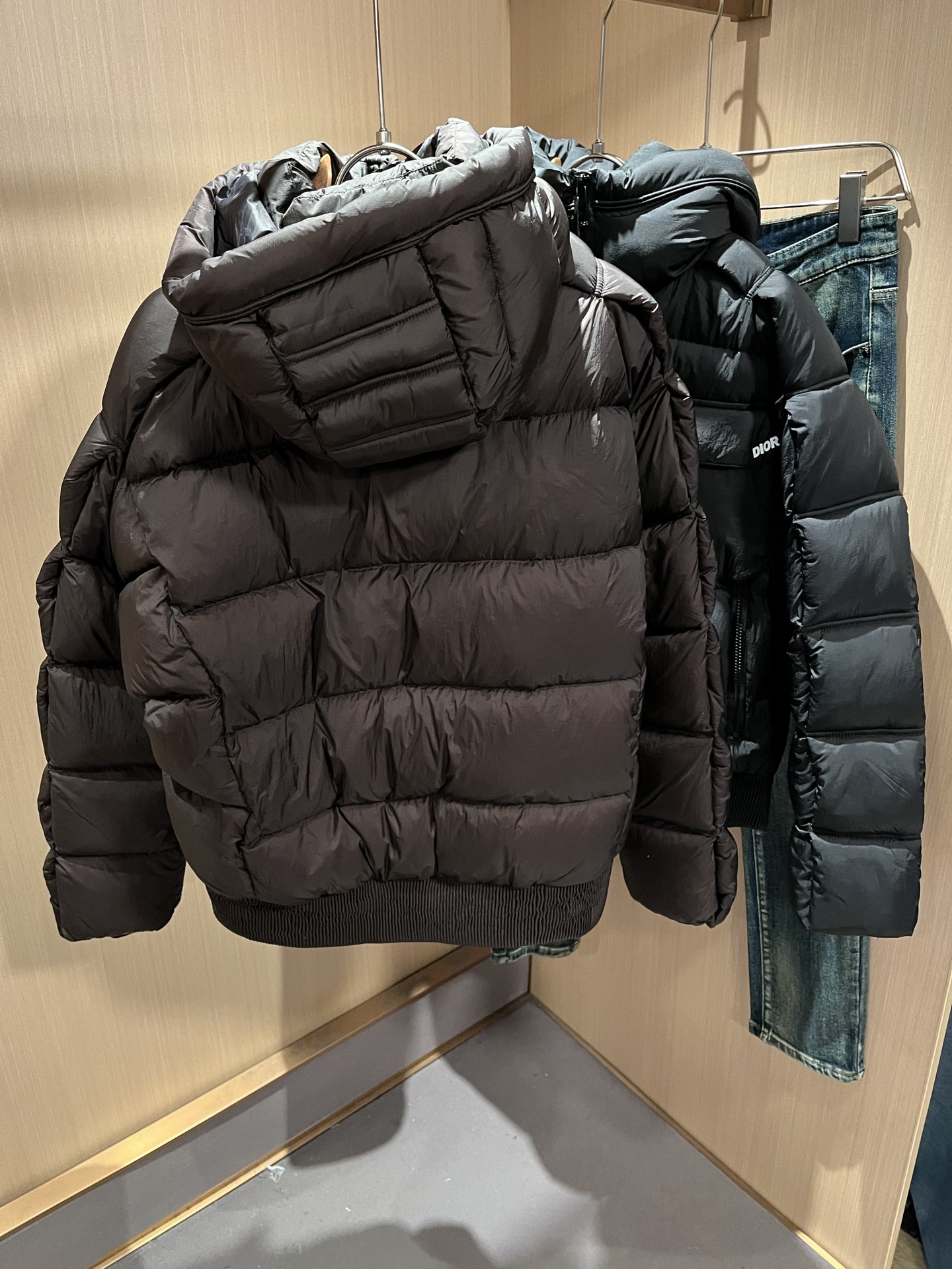 Dio*r迪*奥2025秋冬男女同款👫休闲羽绒服外套，最新时尚休闲夹克，贸易公司渠道稀出，同步官网发售，