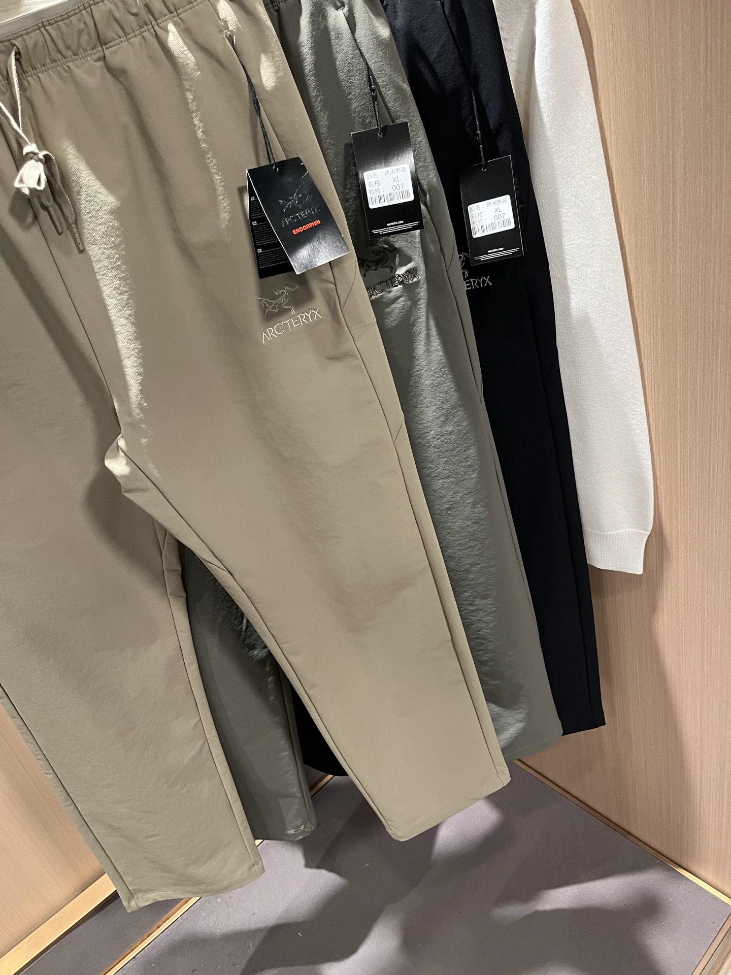 ARCTER*X始*祖鸟 2025秋冬新款休闲运动风格休闲裤，户外品牌可能大家第一想到的就是加拿大鹅、始