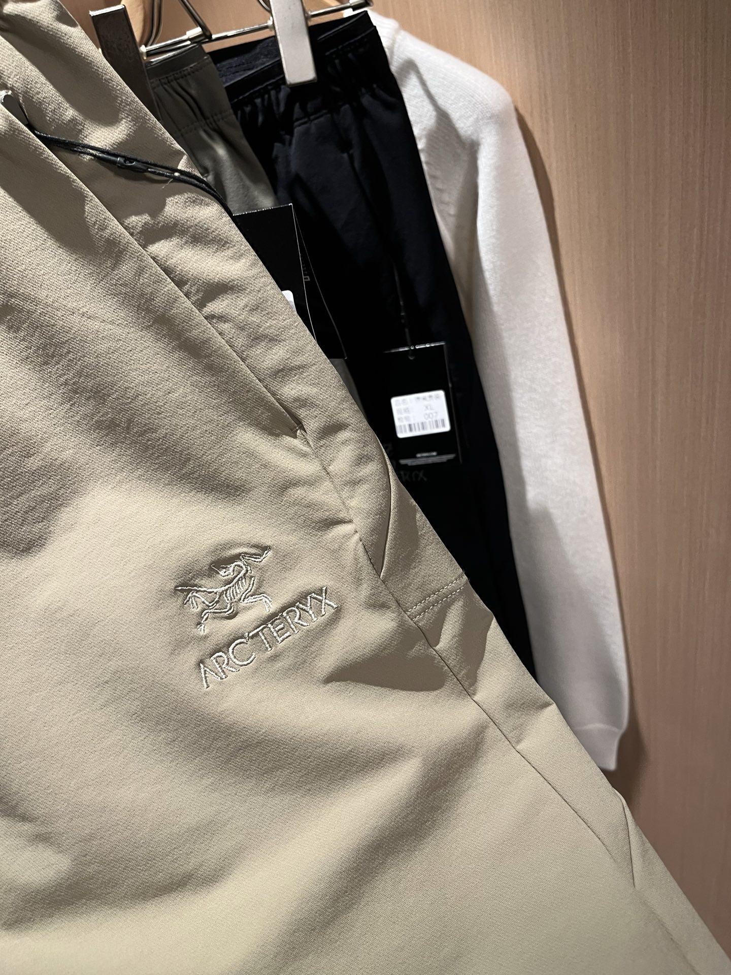 ARCTER*X始*祖鸟 2025秋冬新款休闲运动风格休闲裤，户外品牌可能大家第一想到的就是加拿大鹅、始