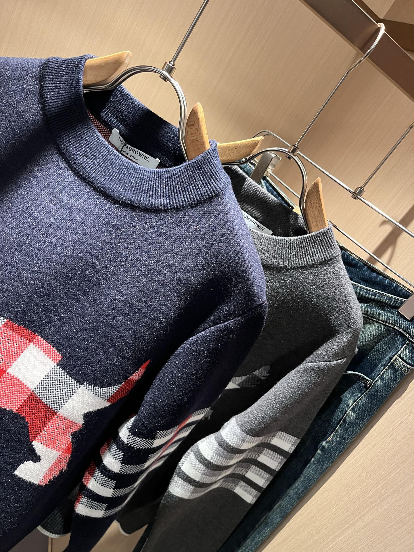 ThomBrow*e汤姆*朗2025秋冬新款男女同款👫针织羊毛衫，今年的专柜新品，男女同款👫超软羊毛面料