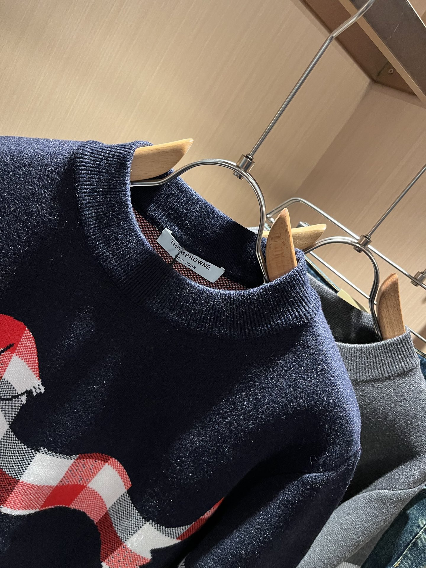 ThomBrow*e汤姆*朗2025秋冬新款男女同款👫针织羊毛衫，今年的专柜新品，男女同款👫超软羊毛面料