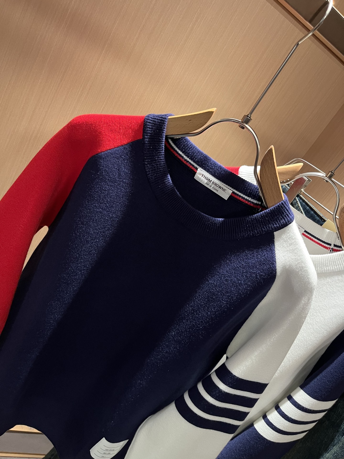 ThomBrow*e汤姆*朗2025秋冬新款男女同款👫针织羊毛衫，今年的专柜新品，男女同款👫超软羊毛面料