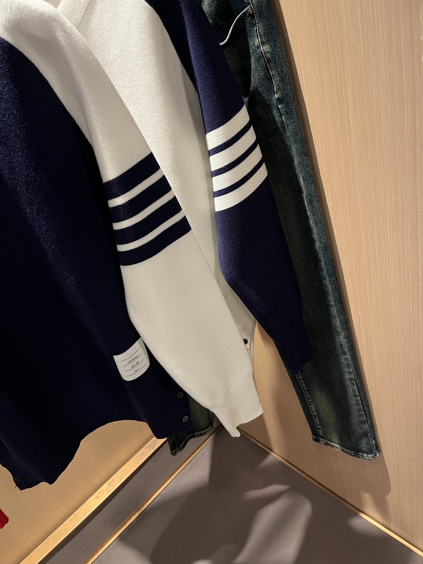 ThomBrow*e汤姆*朗2025秋冬新款男女同款👫针织羊毛衫，今年的专柜新品，男女同款👫超软羊毛面料