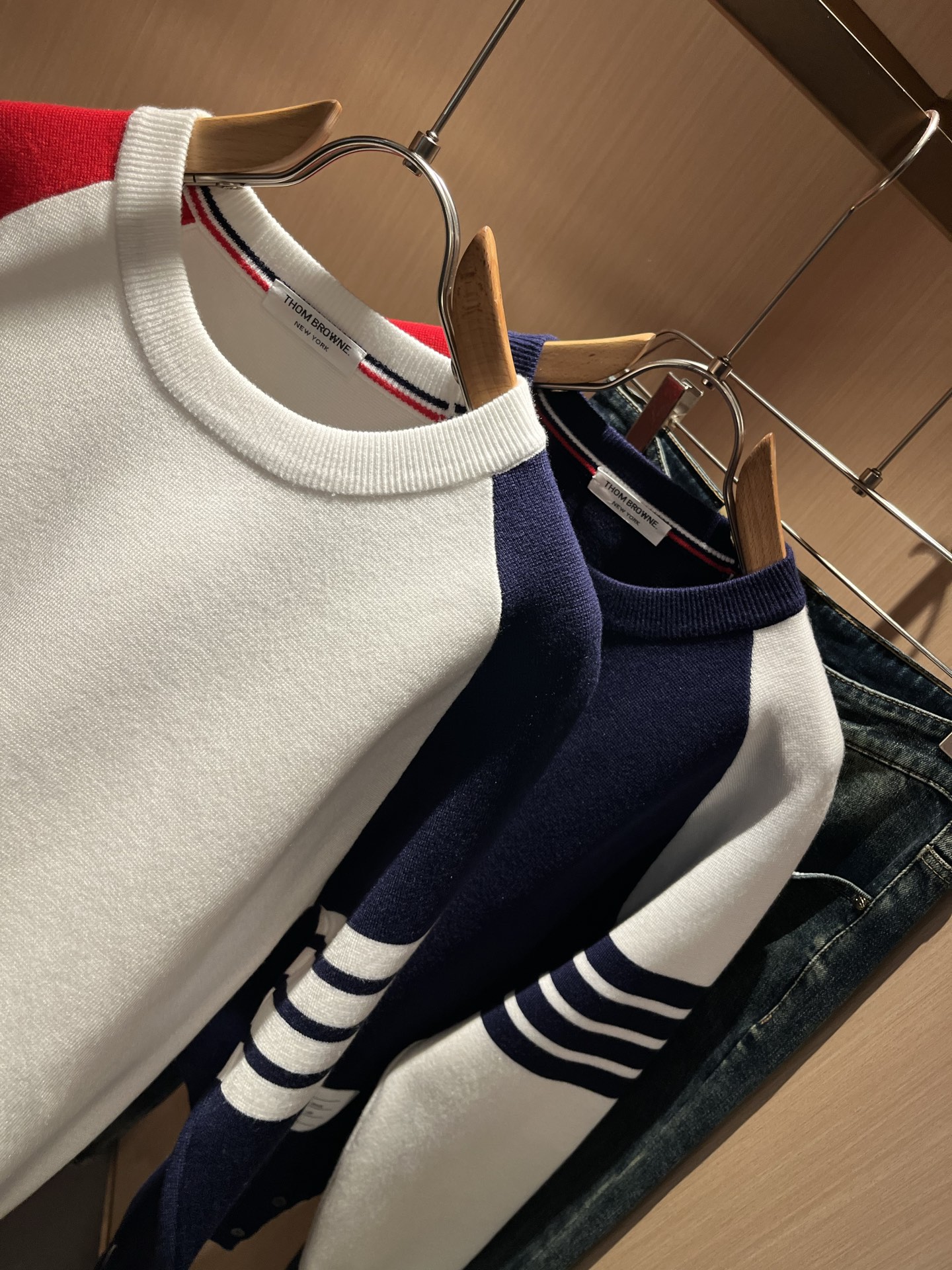 ThomBrow*e汤姆*朗2025秋冬新款男女同款👫针织羊毛衫，今年的专柜新品，男女同款👫超软羊毛面料