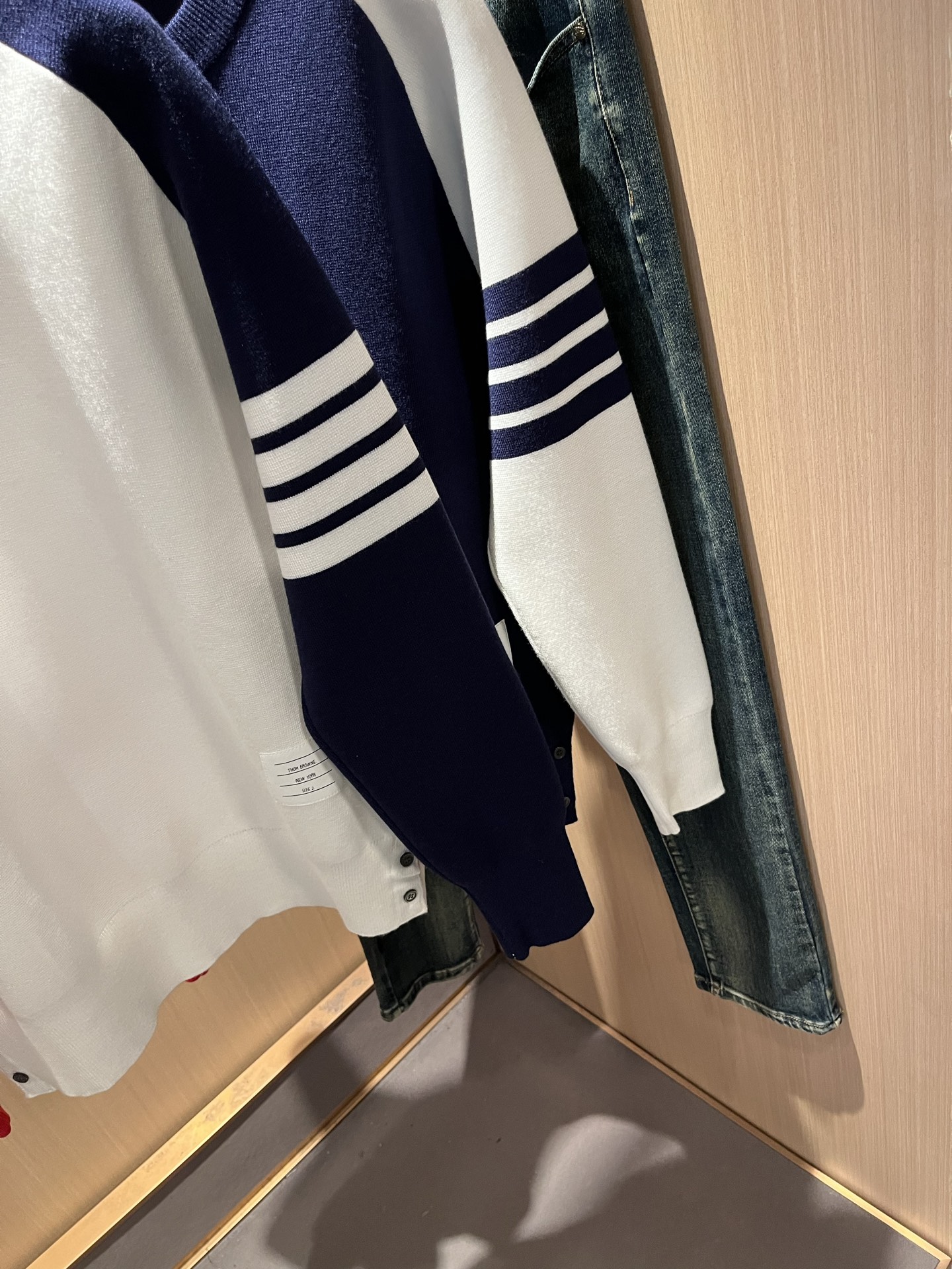 ThomBrow*e汤姆*朗2025秋冬新款男女同款👫针织羊毛衫，今年的专柜新品，男女同款👫超软羊毛面料