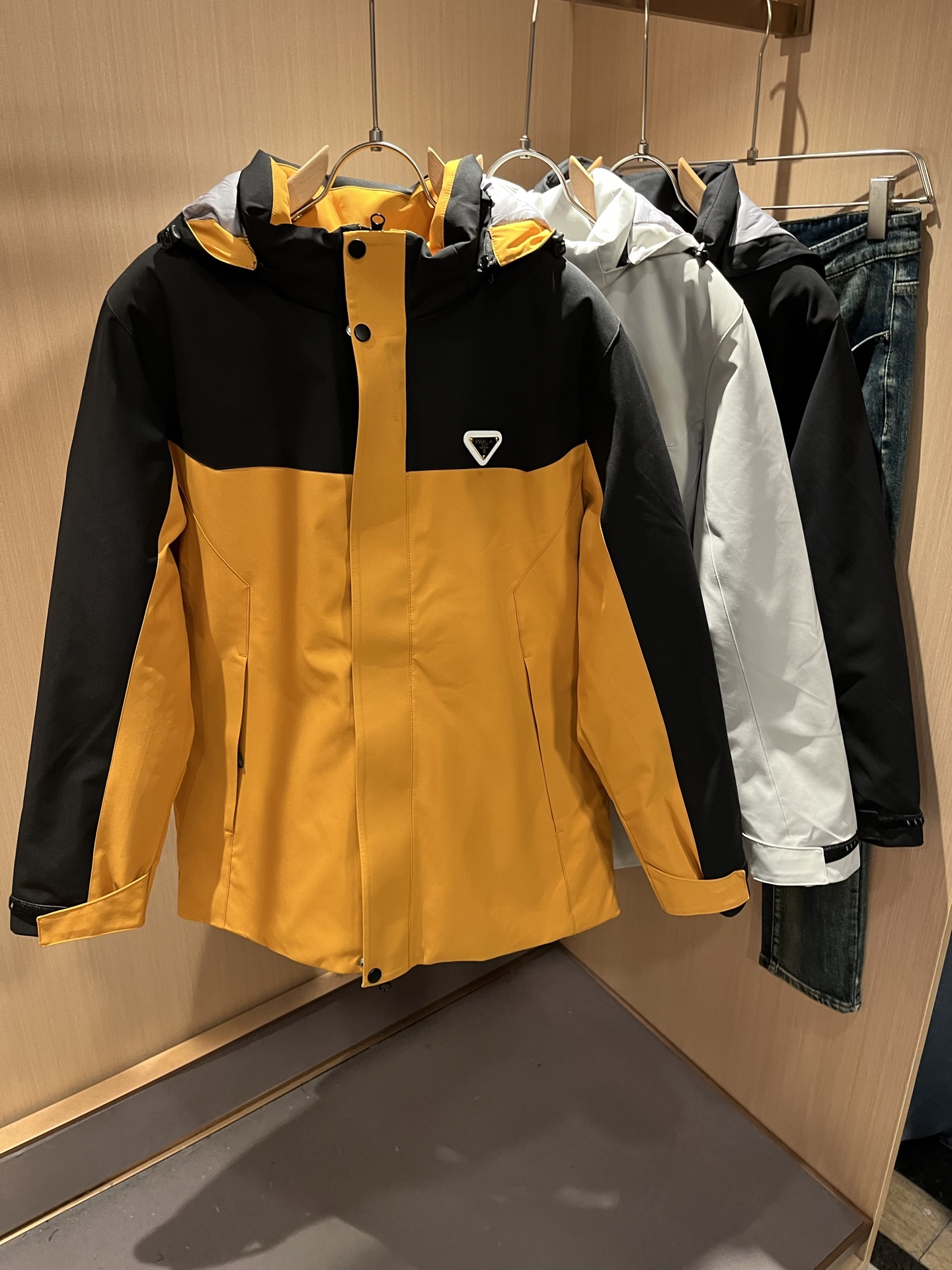 PRAD*A普*达2025秋冬休闲棉服夹克外套，最新时尚休闲拉链夹克，时尚夹克外套!贸易公司渠道稀出，同