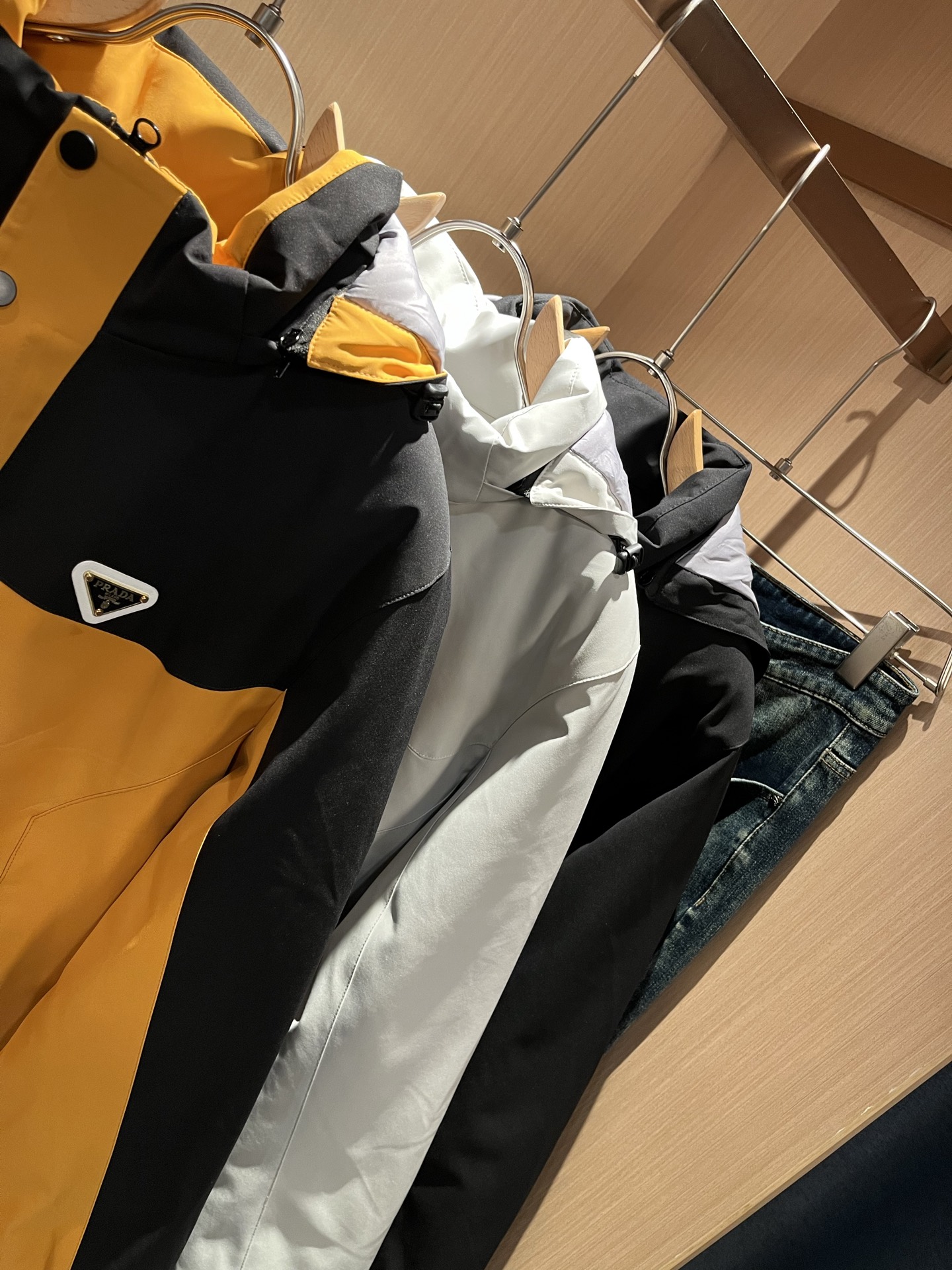 PRAD*A普*达2025秋冬休闲棉服夹克外套，最新时尚休闲拉链夹克，时尚夹克外套!贸易公司渠道稀出，同