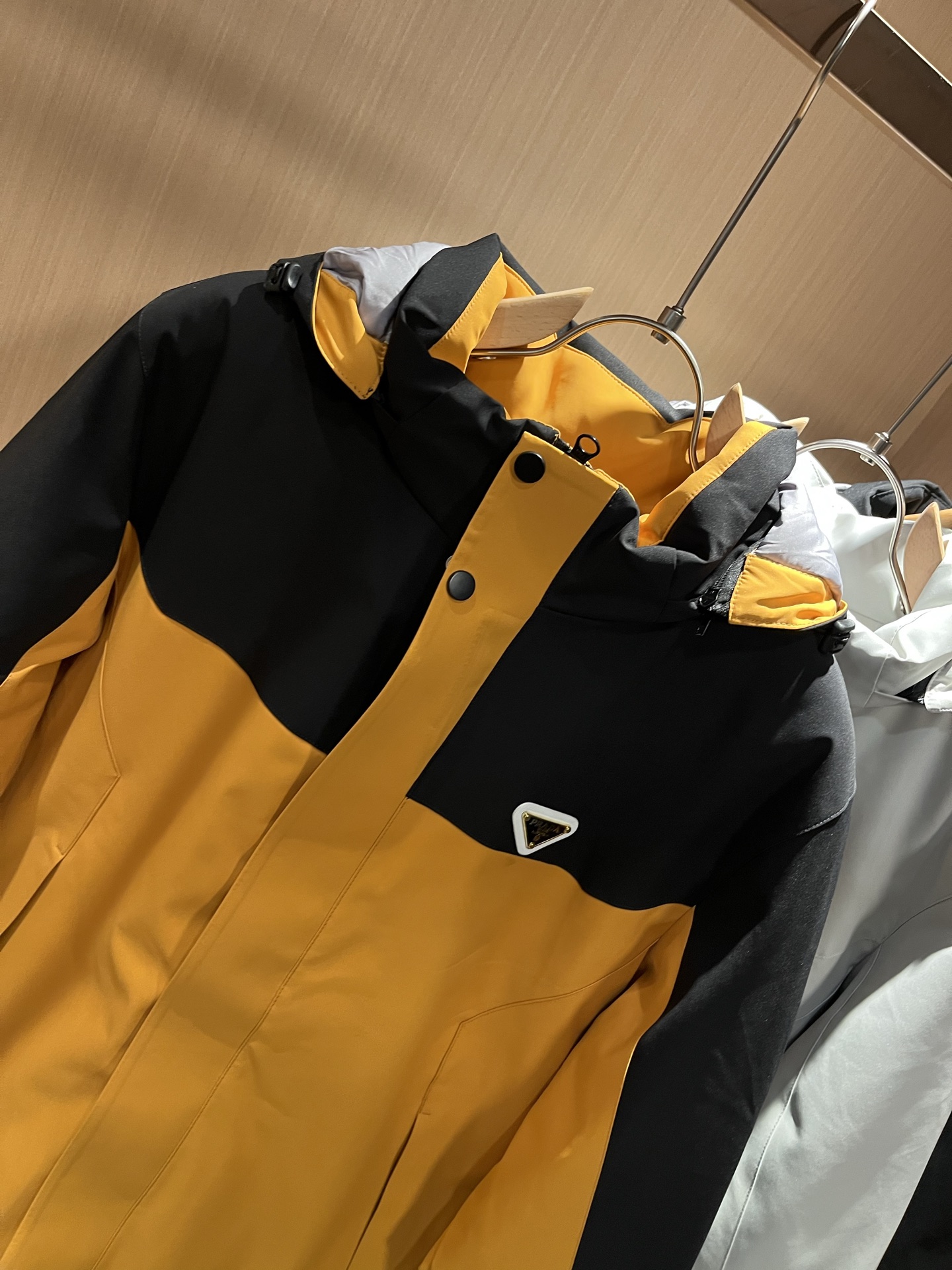 PRAD*A普*达2025秋冬休闲棉服夹克外套，最新时尚休闲拉链夹克，时尚夹克外套!贸易公司渠道稀出，同