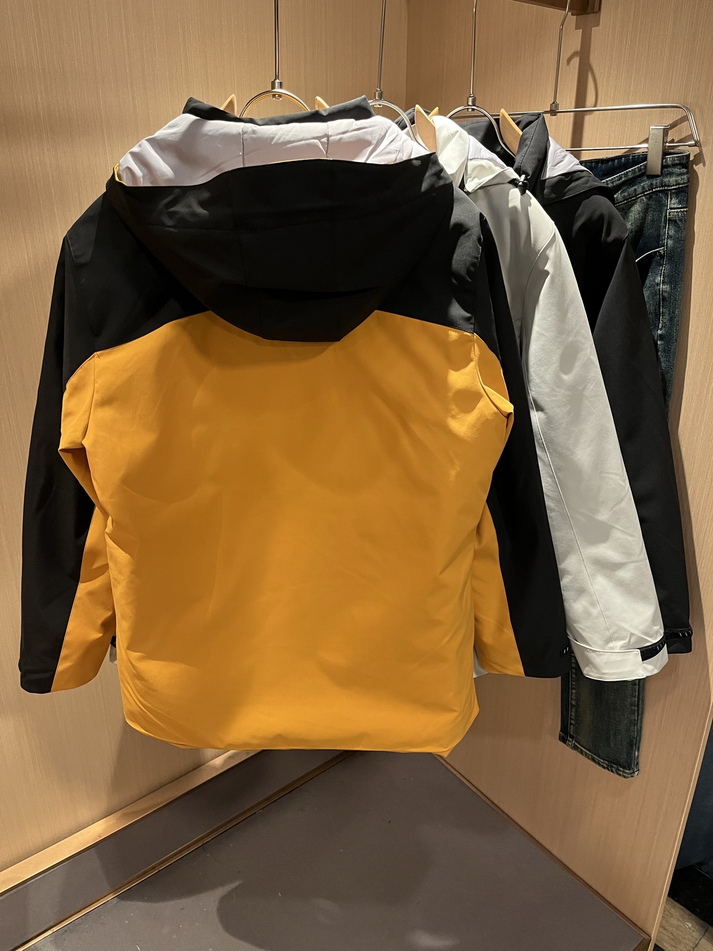 PRAD*A普*达2025秋冬休闲棉服夹克外套，最新时尚休闲拉链夹克，时尚夹克外套!贸易公司渠道稀出，同