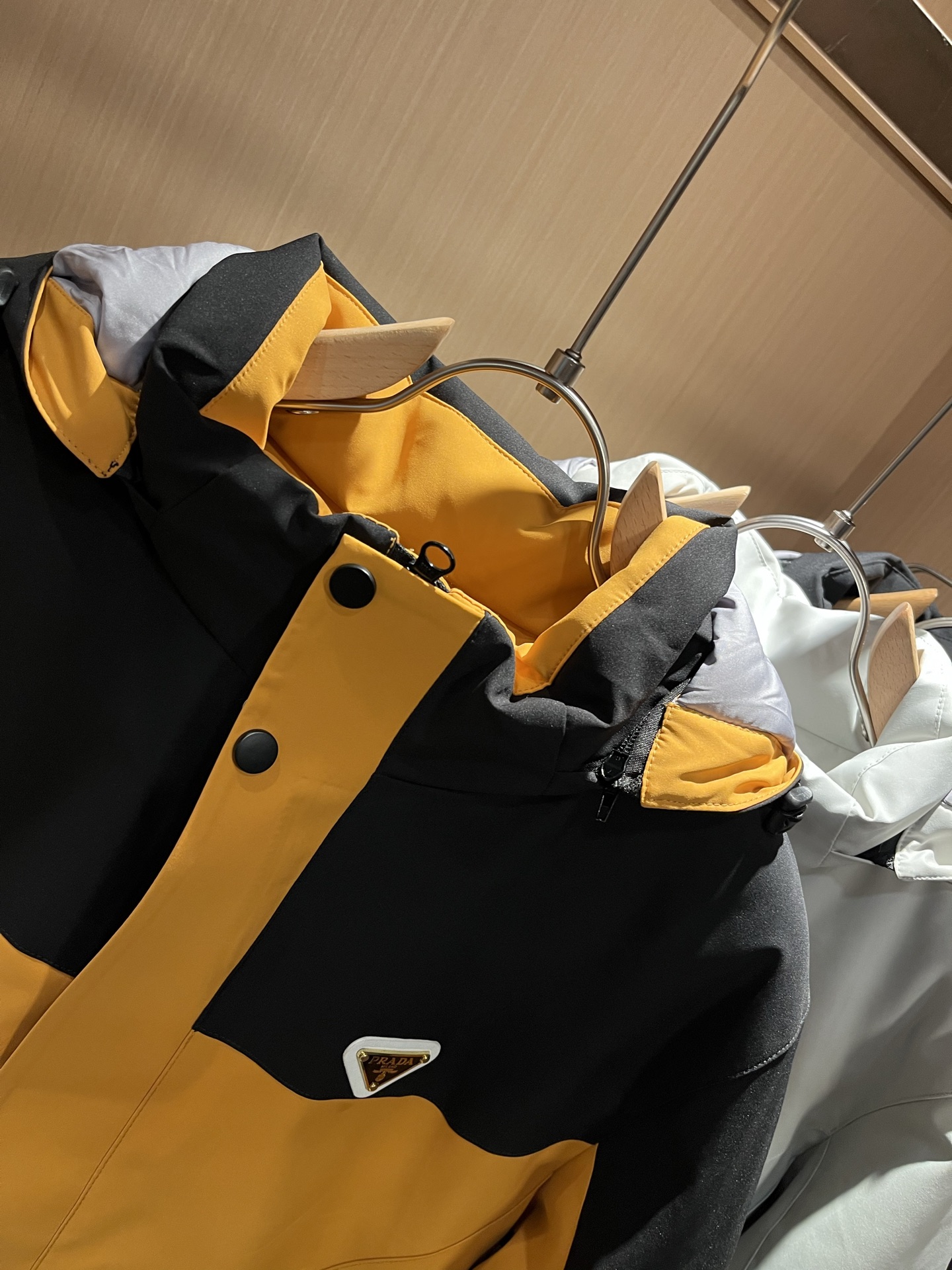 PRAD*A普*达2025秋冬休闲棉服夹克外套，最新时尚休闲拉链夹克，时尚夹克外套!贸易公司渠道稀出，同