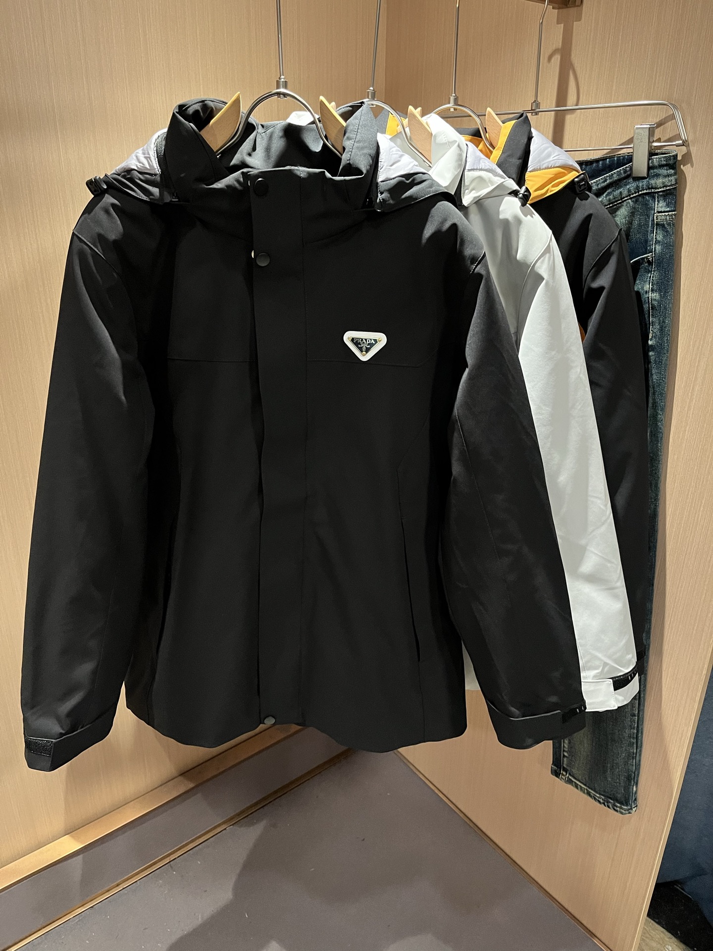 PRAD*A普*达2025秋冬休闲棉服夹克外套，最新时尚休闲拉链夹克，时尚夹克外套!贸易公司渠道稀出，同