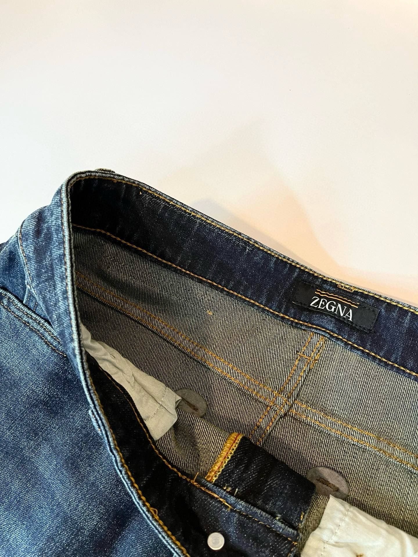 Zegna 杰尼亚 2025秋冬新款男士休闲牛仔裤，压轴的渠道货出现了！！柜台同步销售！ 毫不夸张的说，