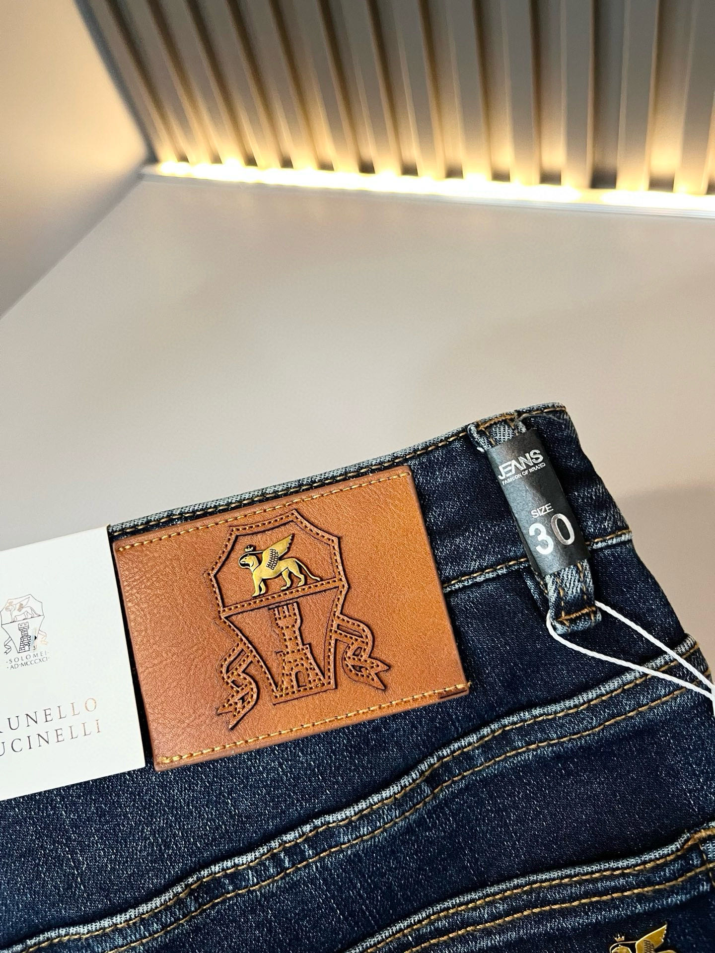 BC-Brunello Cucineli 2025秋冬新品男士时装款高端休闲牛仔裤，香港洋行渠道货，日本