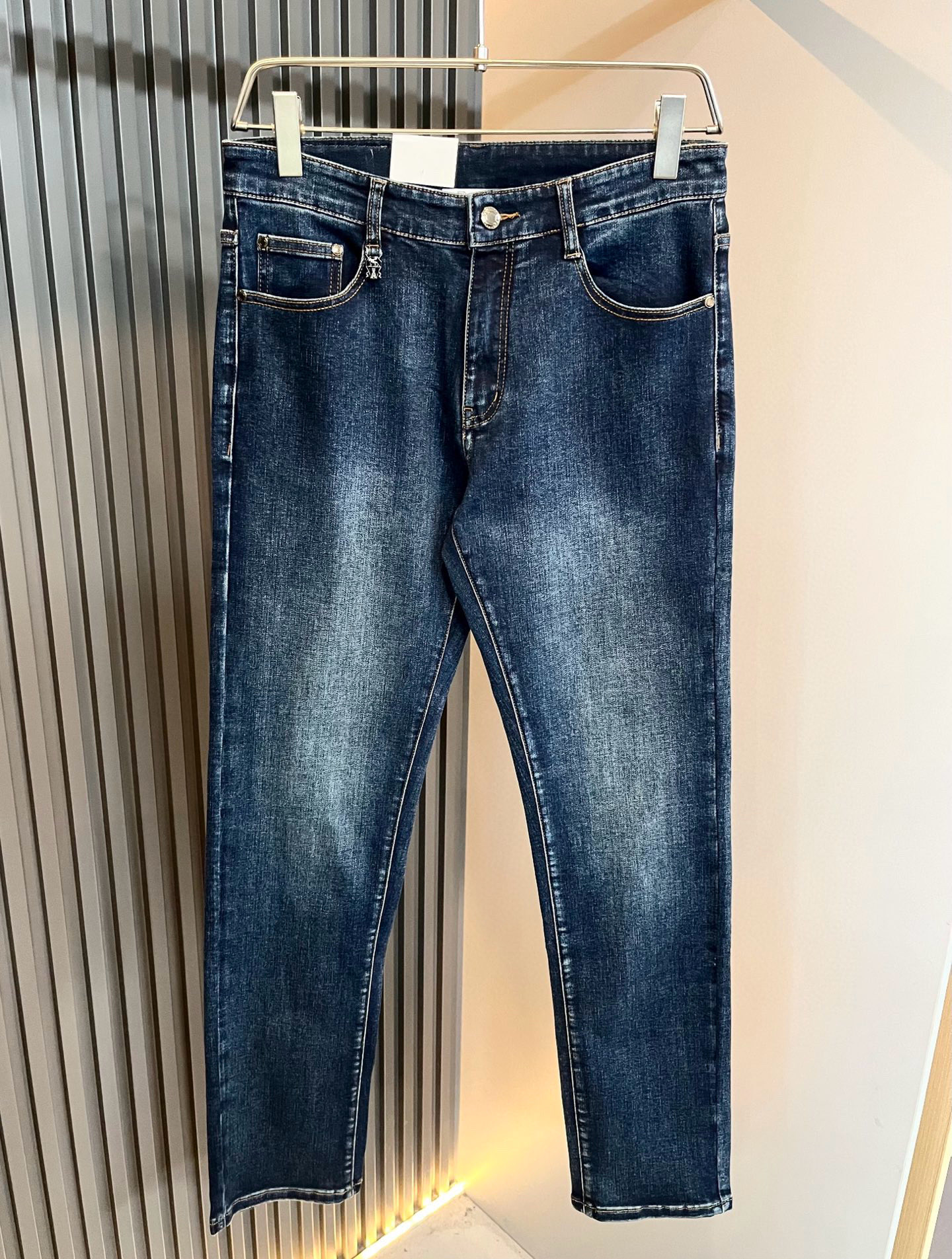 BC-Brunello Cucineli 2025秋冬新品男士时装款高端休闲牛仔裤，香港洋行渠道货，日本