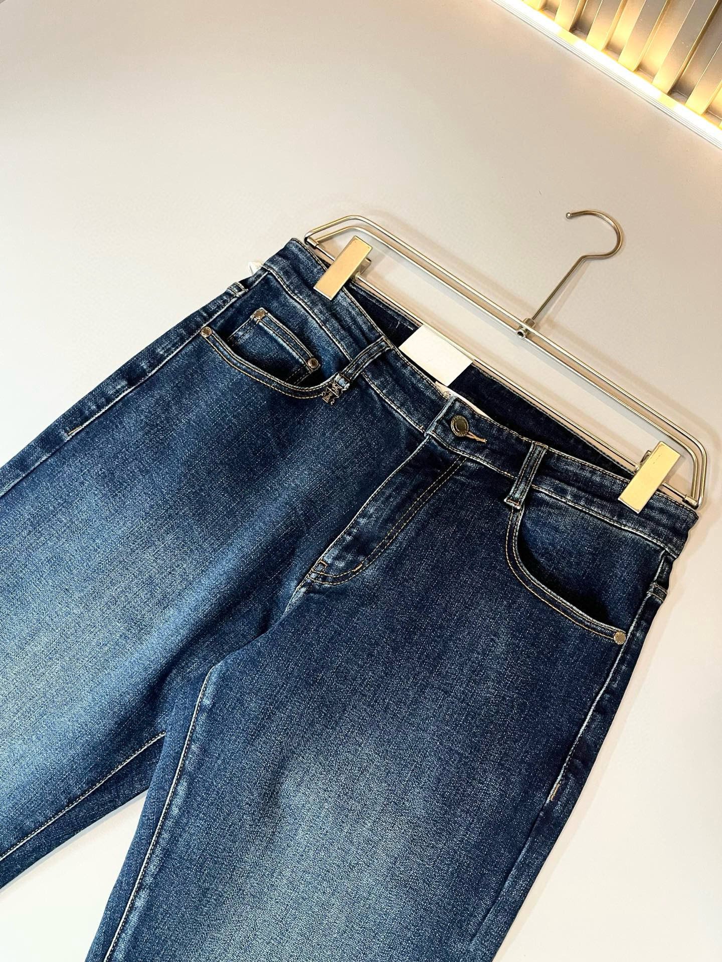 BC-Brunello Cucineli 2025秋冬新品男士时装款高端休闲牛仔裤，香港洋行渠道货，日本