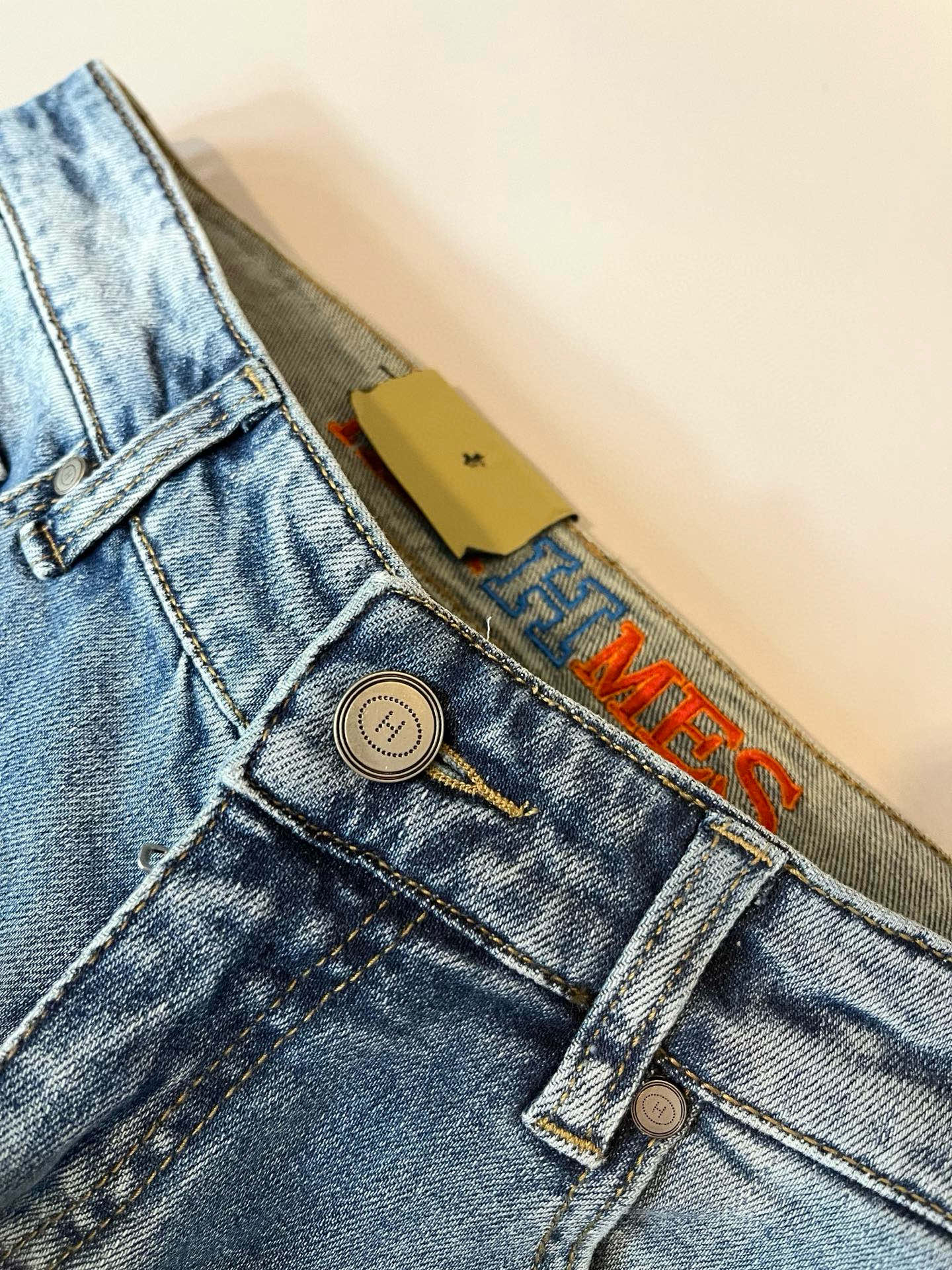 HERM*S 爱*仕 2025秋冬男士高端丹宁水洗小直筒牛仔裤 海外贸易公司渠道订单 ！男士修身直筒牛仔