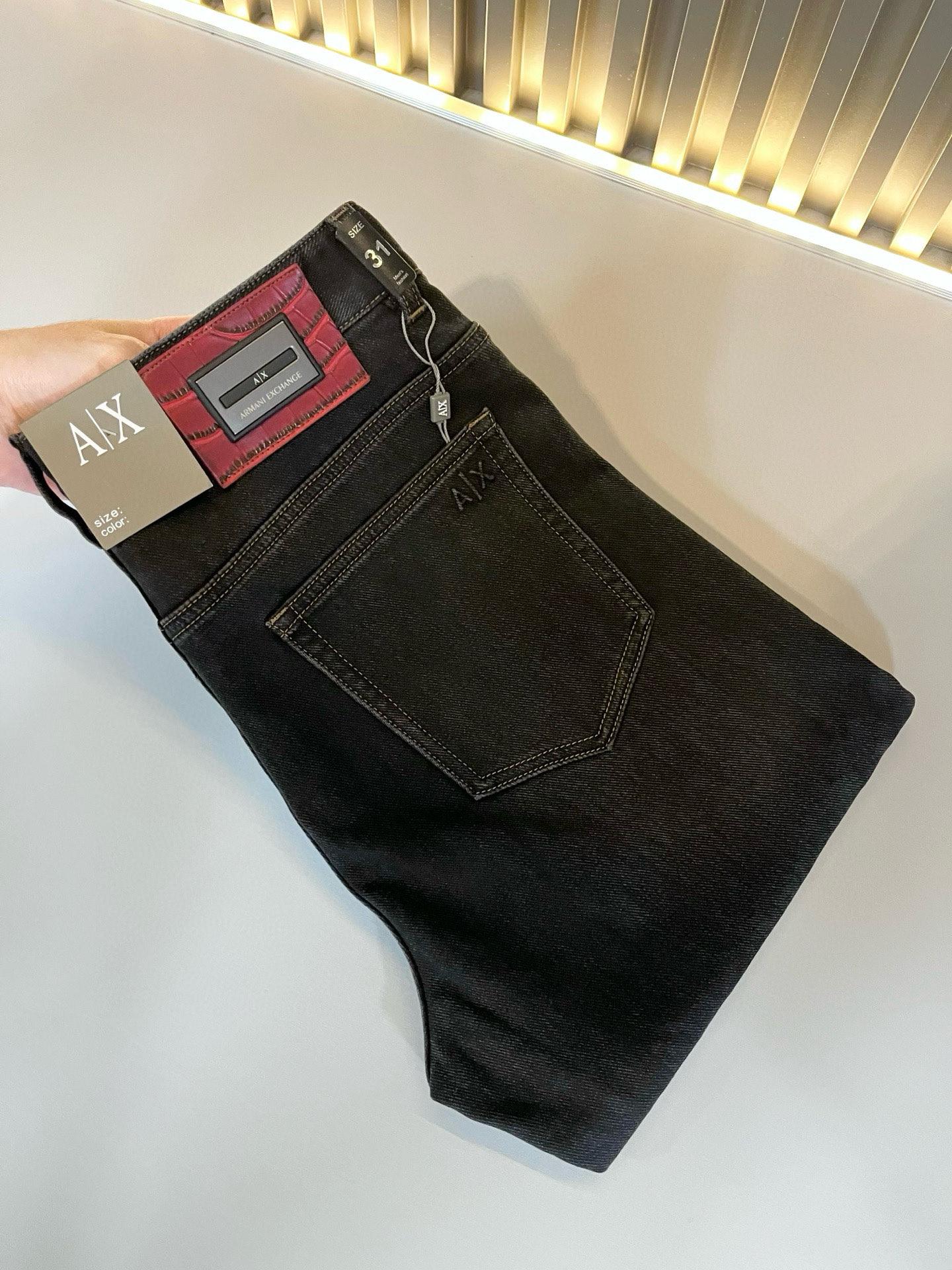 Arman阿*尼2025秋冬新款男士小直筒牛仔裤，贸易公司订单！官网同步 经典之作很好搭配衣服哦 怎么穿