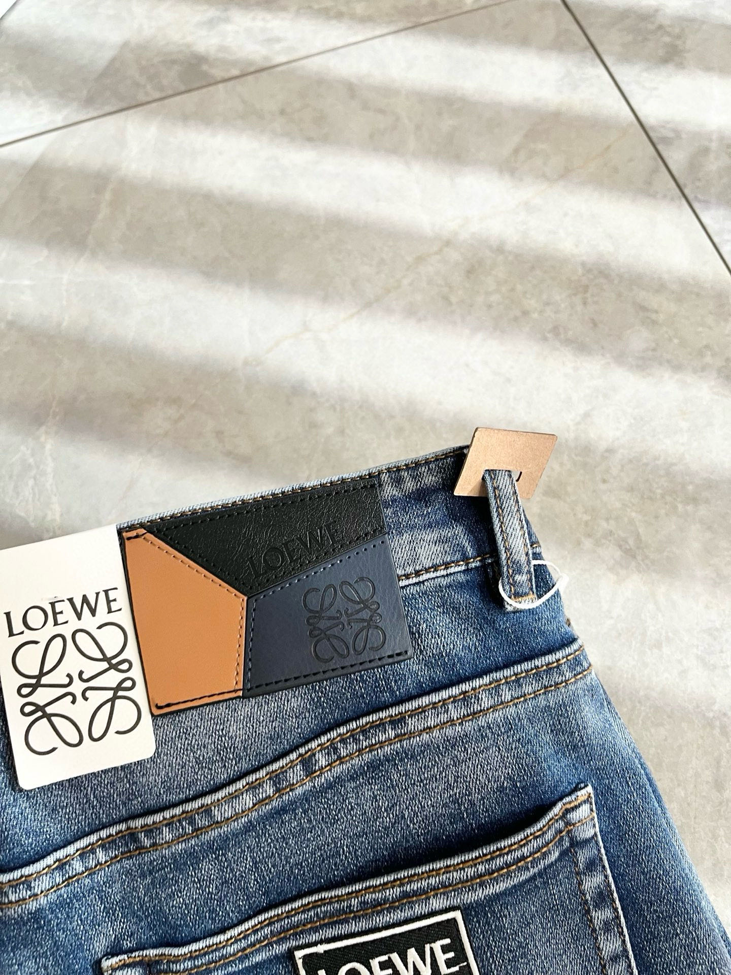 LO*WE/罗*威2025秋冬新品男士时装款高端休闲裤，香港洋行渠道货，日本原厂出品，纯血统品质，完美延