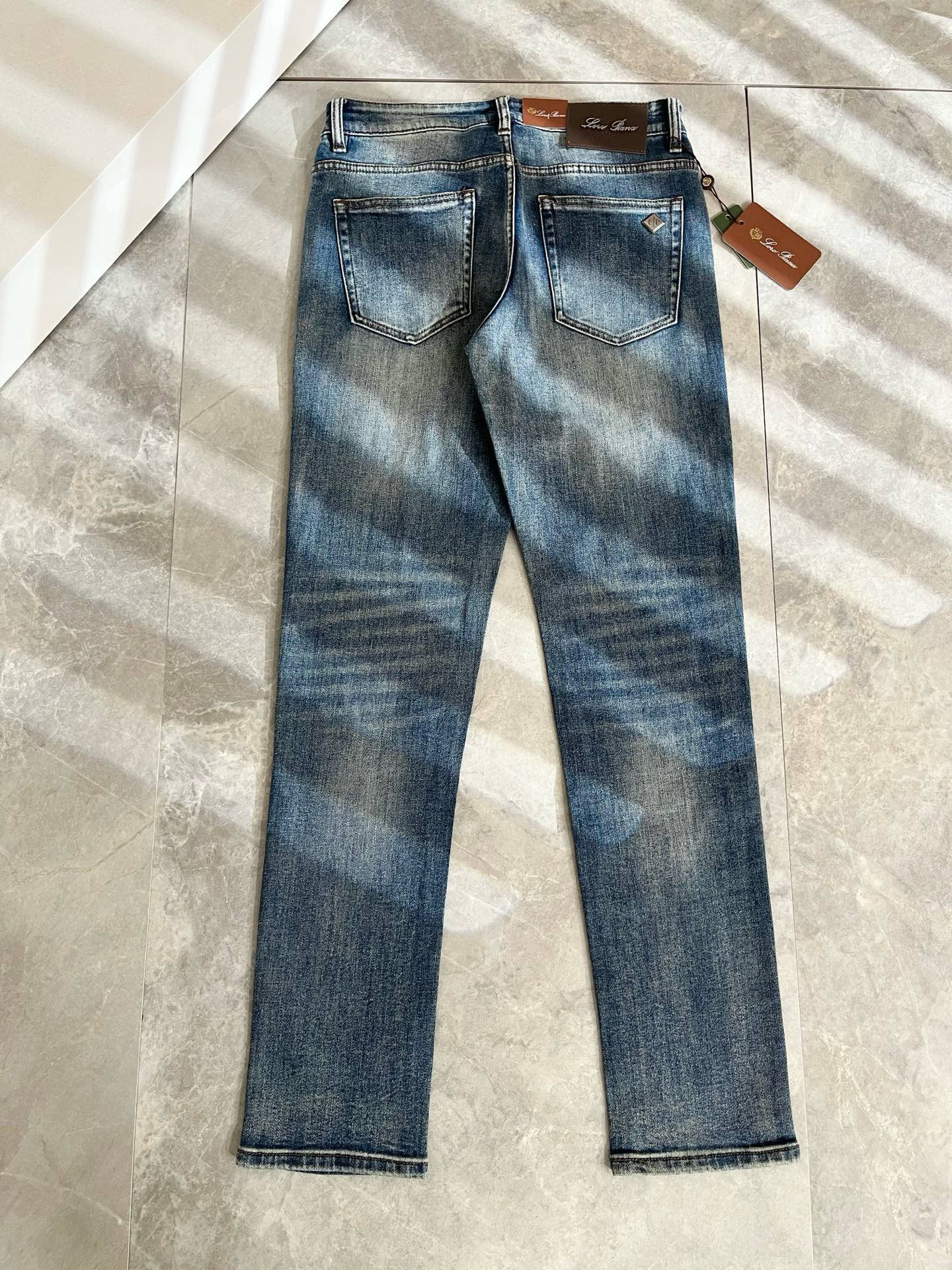 Loro Piana诺悠翩雅 2025秋冬新品男士时装款高端休闲裤，香港洋行渠道货，日本原厂出品，纯血统