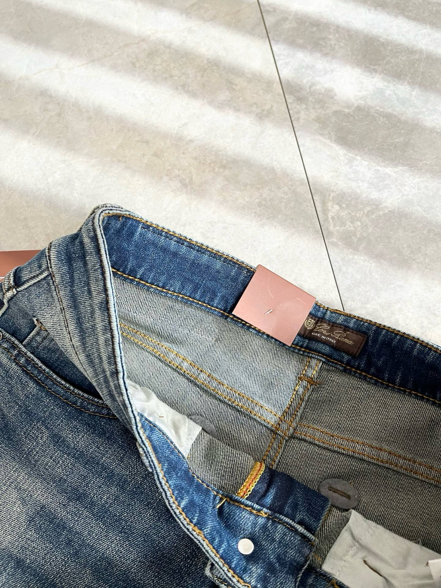 Loro Piana诺悠翩雅 2025秋冬新品男士时装款高端休闲裤，香港洋行渠道货，日本原厂出品，纯血统