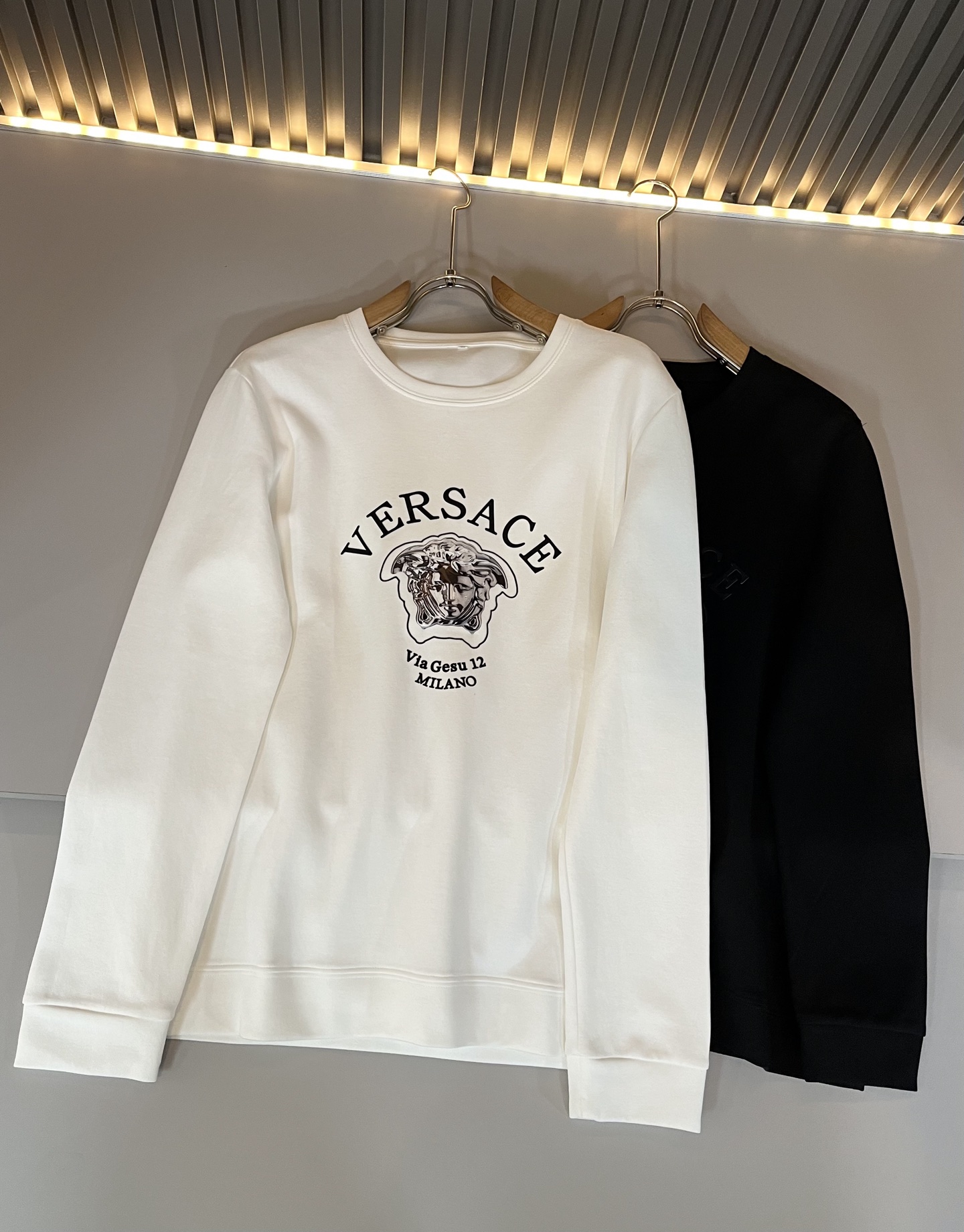 VERS*CE/范*哲 2025秋冬新品原单长袖打底衫，VERS*CE/范*哲 贸易公司渠道 产品 美杜