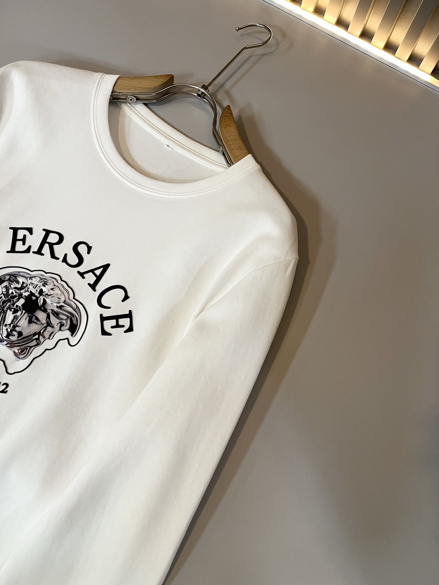 VERS*CE/范*哲 2025秋冬新品原单长袖打底衫，VERS*CE/范*哲 贸易公司渠道 产品 美杜