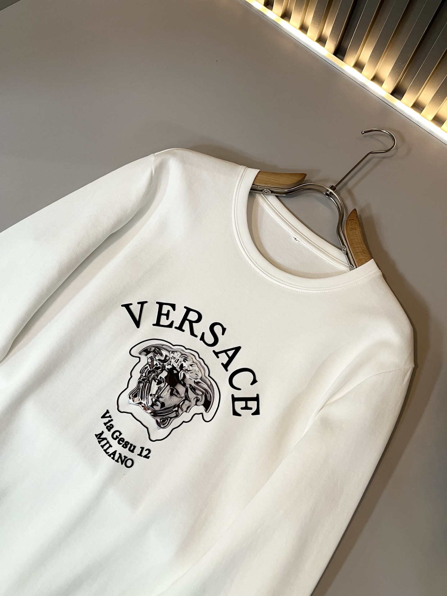 VERS*CE/范*哲 2025秋冬新品原单长袖打底衫，VERS*CE/范*哲 贸易公司渠道 产品 美杜