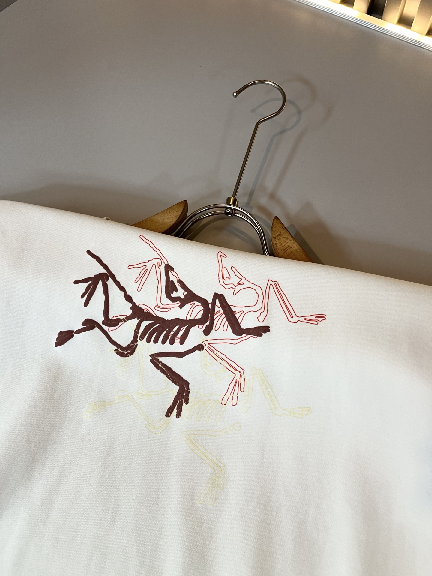 ARCTER*X始*祖鸟 2025秋冬新款男女同款👫休闲打底衫，户外品牌可能大家第一想到的就是加拿大鹅、