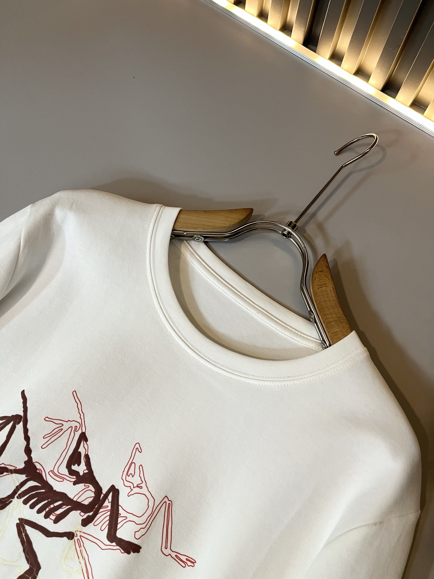 ARCTER*X始*祖鸟 2025秋冬新款男女同款👫休闲打底衫，户外品牌可能大家第一想到的就是加拿大鹅、