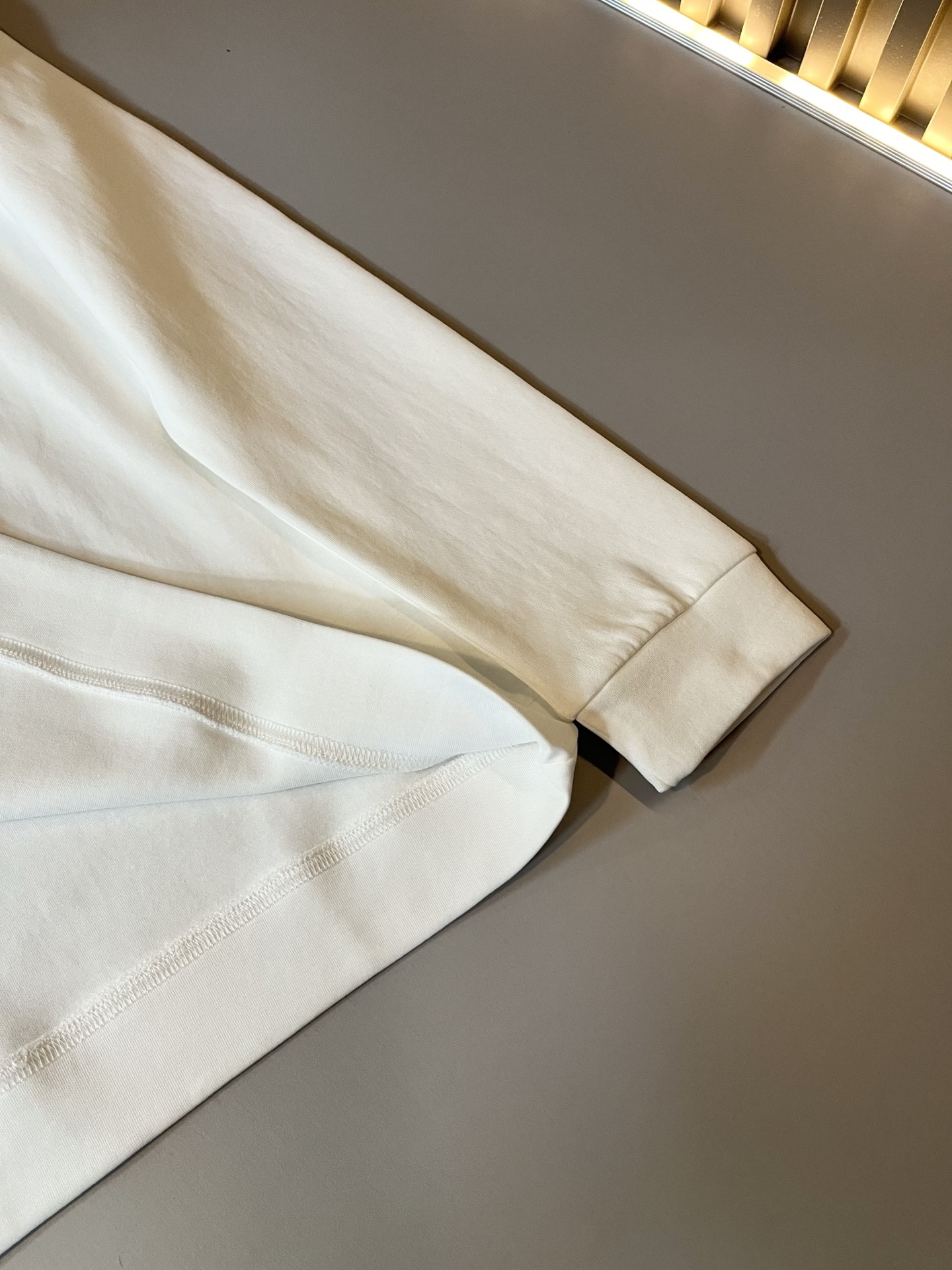 ARCTER*X始*祖鸟 2025秋冬新款男女同款👫休闲打底衫，户外品牌可能大家第一想到的就是加拿大鹅、