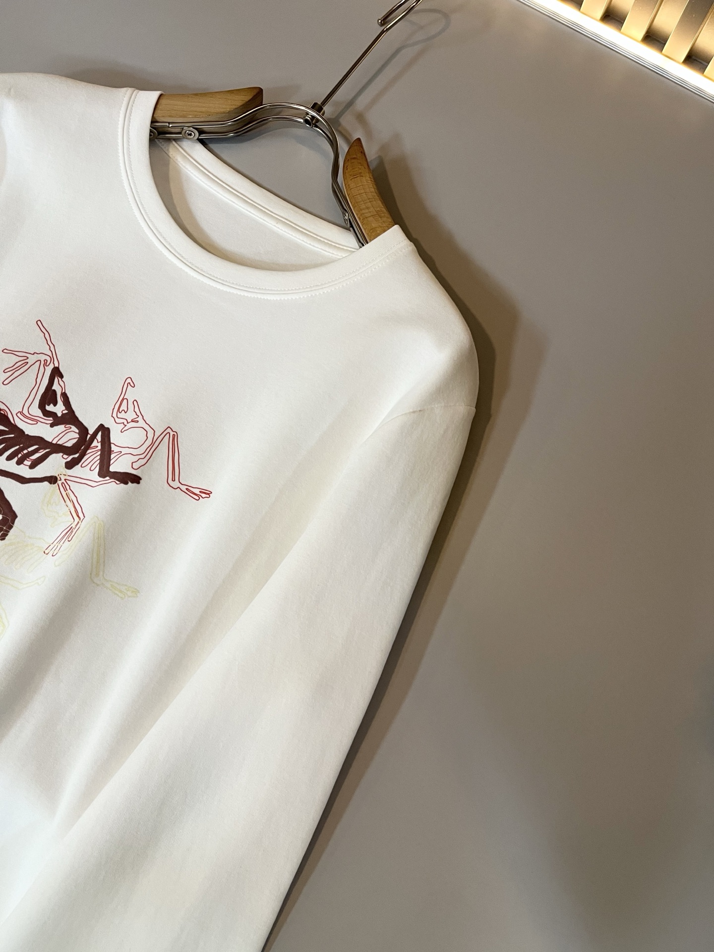 ARCTER*X始*祖鸟 2025秋冬新款男女同款👫休闲打底衫，户外品牌可能大家第一想到的就是加拿大鹅、