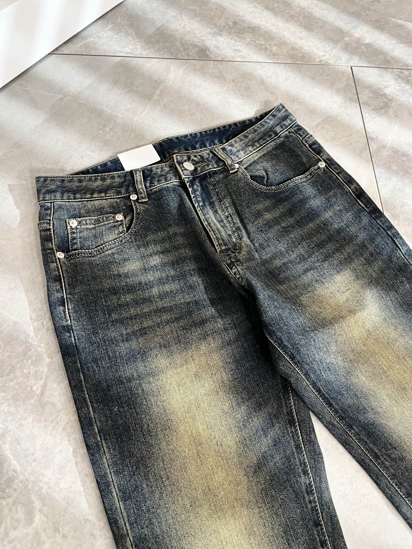 BC-Brunello Cucineli 2025秋冬新品男士时装款高端休闲牛仔裤，香港洋行渠道货，日本