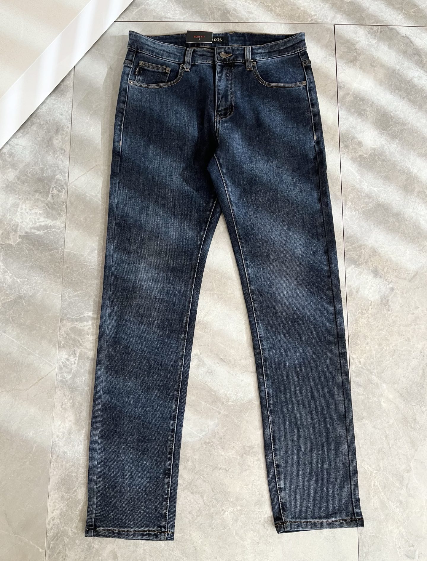 HUGO BOSS 雨果博斯 2025秋冬新品发售！牛仔高级百搭实用主义不哗众取宠！港澳台地区限定款！！