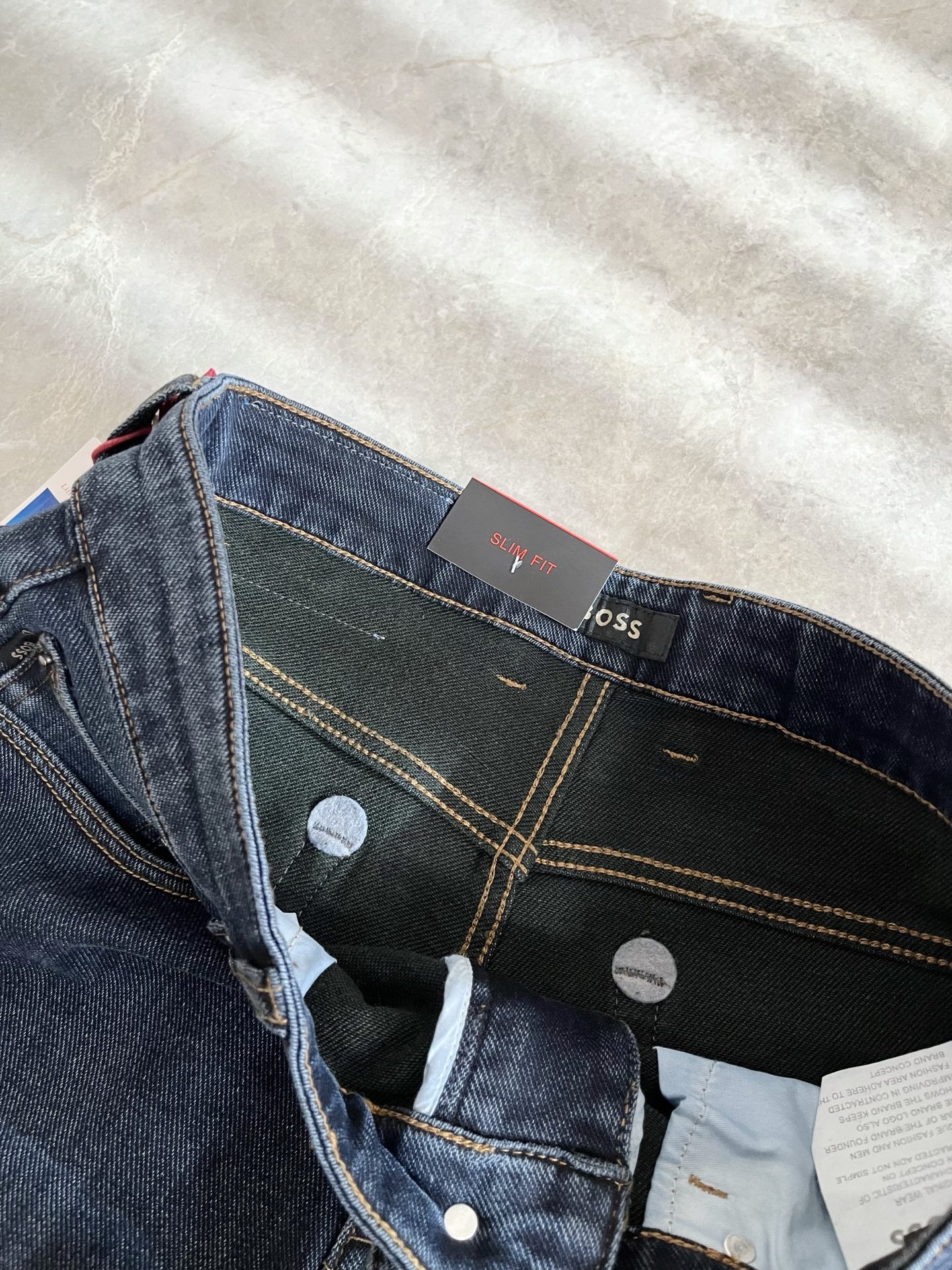 HUGO BOSS 雨果博斯 2025秋冬新品发售！牛仔高级百搭实用主义不哗众取宠！港澳台地区限定款！！