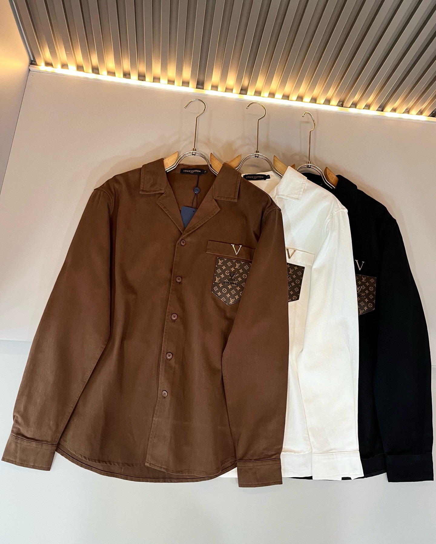 Louis Vuit*on 路易*登 2025秋冬新款轻奢男女同款👫衬衣，路易家族的新高端，细节品质永远