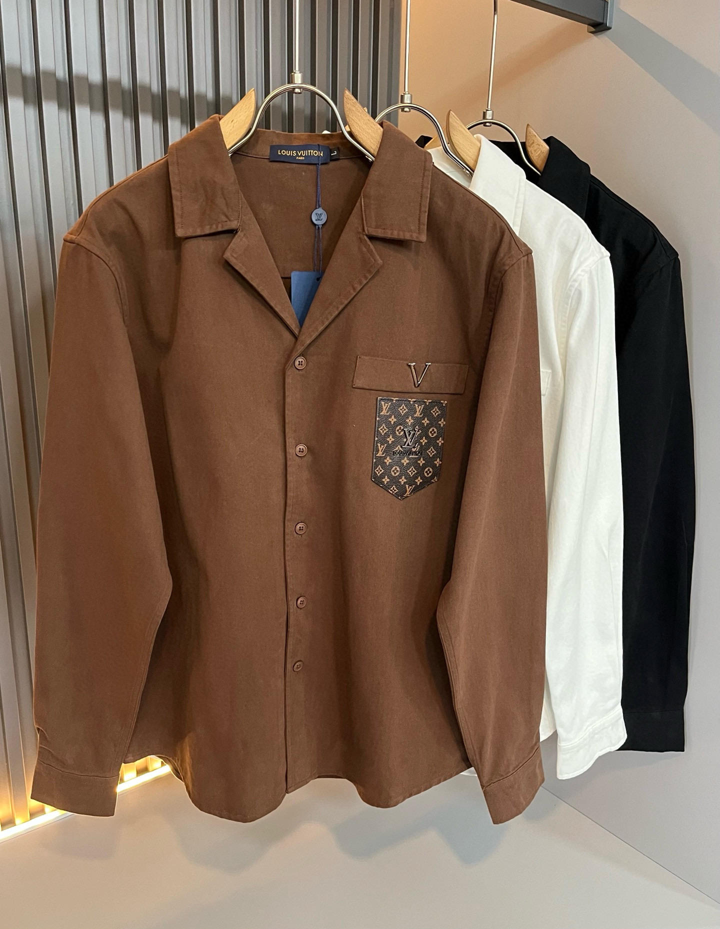 Louis Vuit*on 路易*登 2025秋冬新款轻奢男女同款👫衬衣，路易家族的新高端，细节品质永远