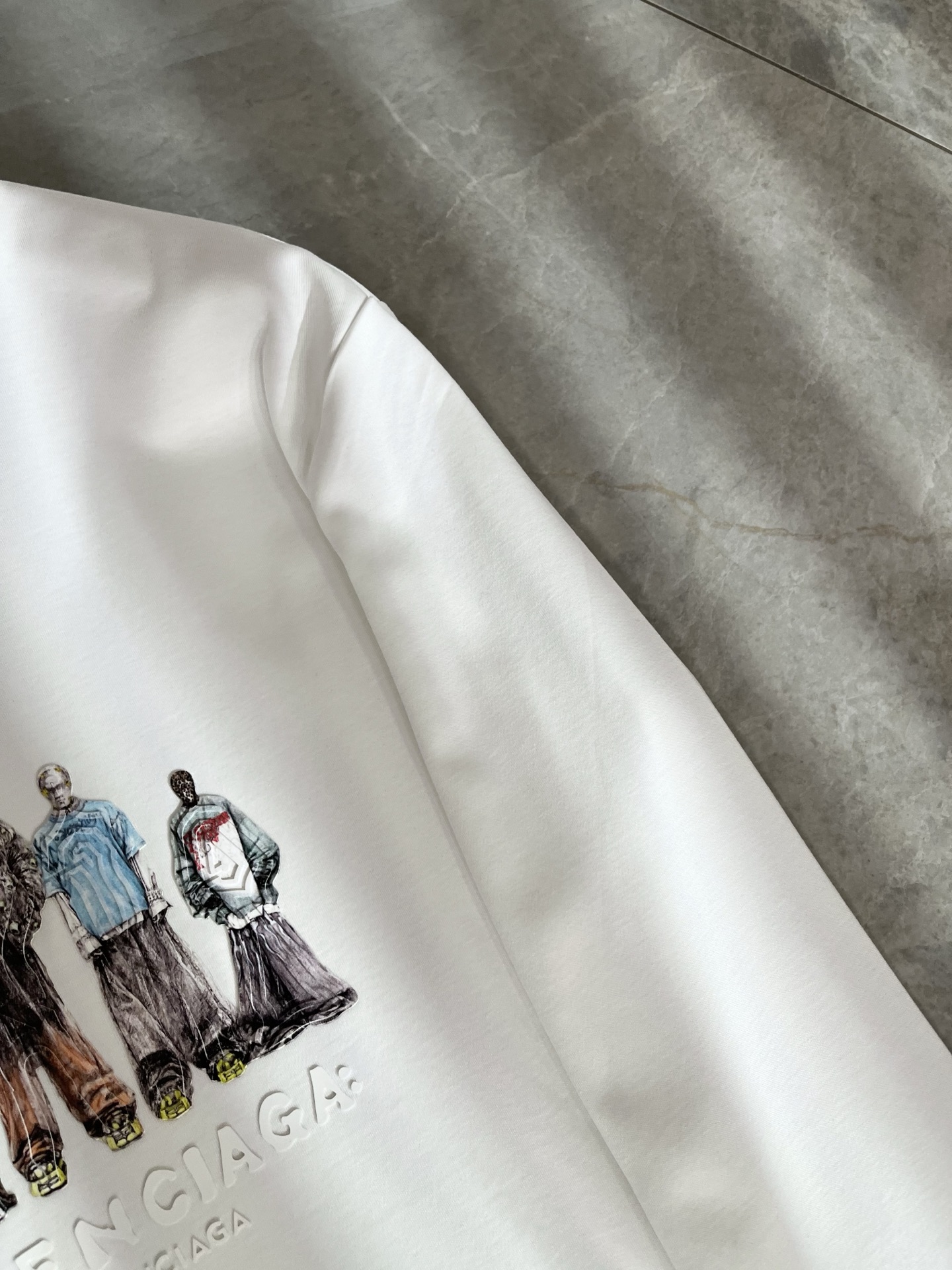 BALENCI*GA巴黎*家 2025秋冬新款男女同款👫长袖打底衫！走秀图案印花时尚休闲打底衫！设计lo