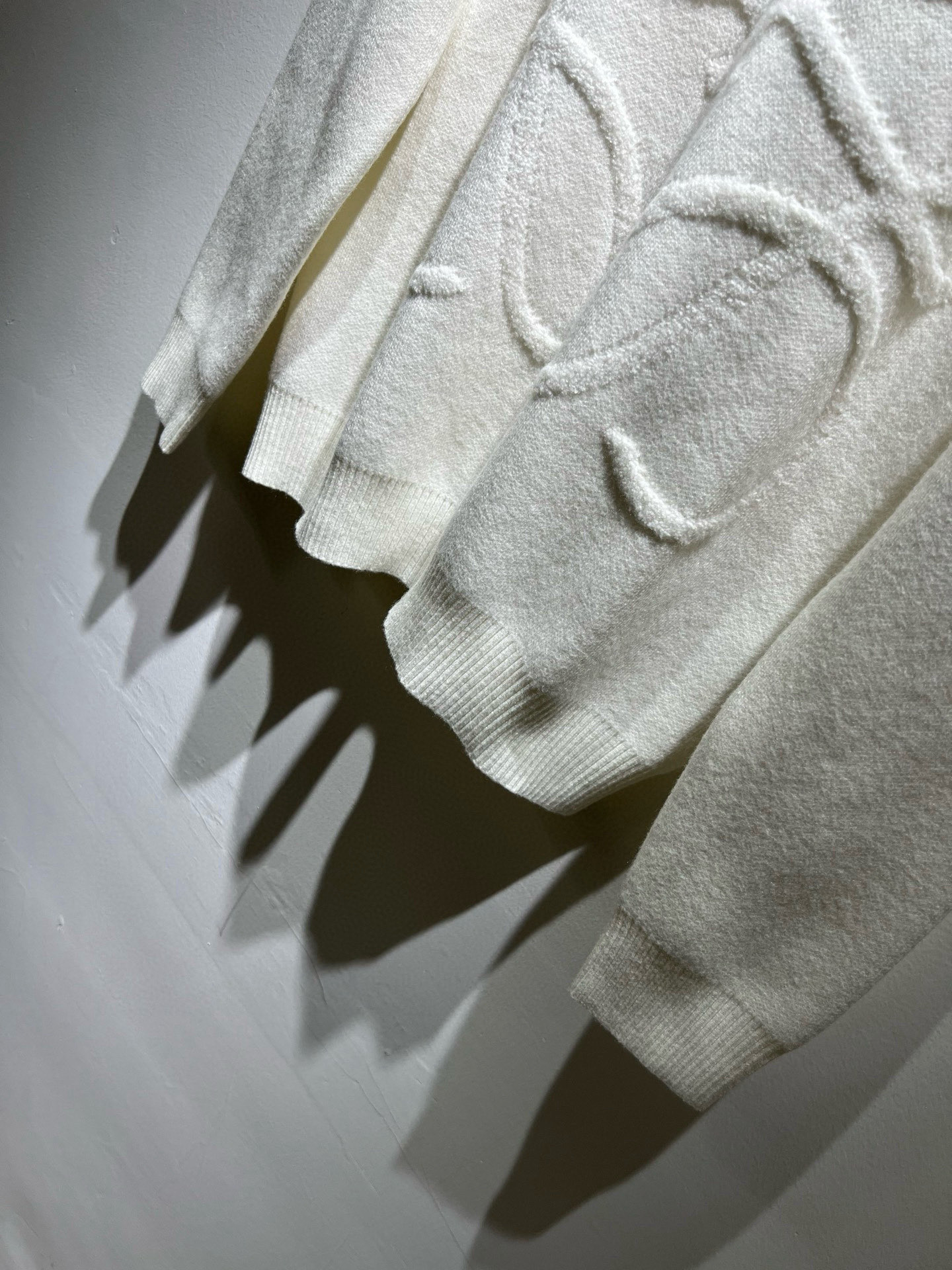 LO*WE/罗*威2025秋冬新款男女同款👫针织羊毛衫，贸易公司渠道货，2025年最新品，官柜同步售卖，