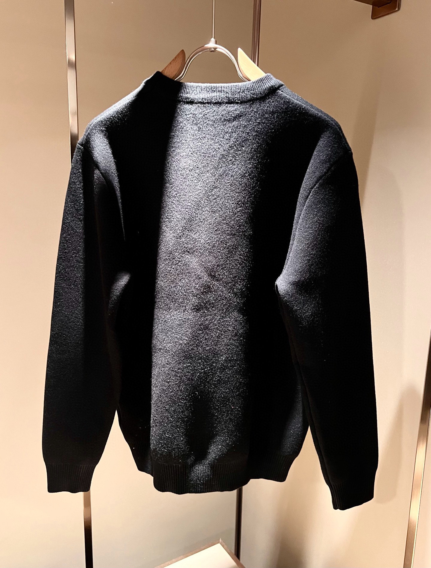 Her*mes爱*仕2025秋冬新款男士针织羊毛衫，全新升级百搭基础款，低调奢华，品格之选！甄选优质精选