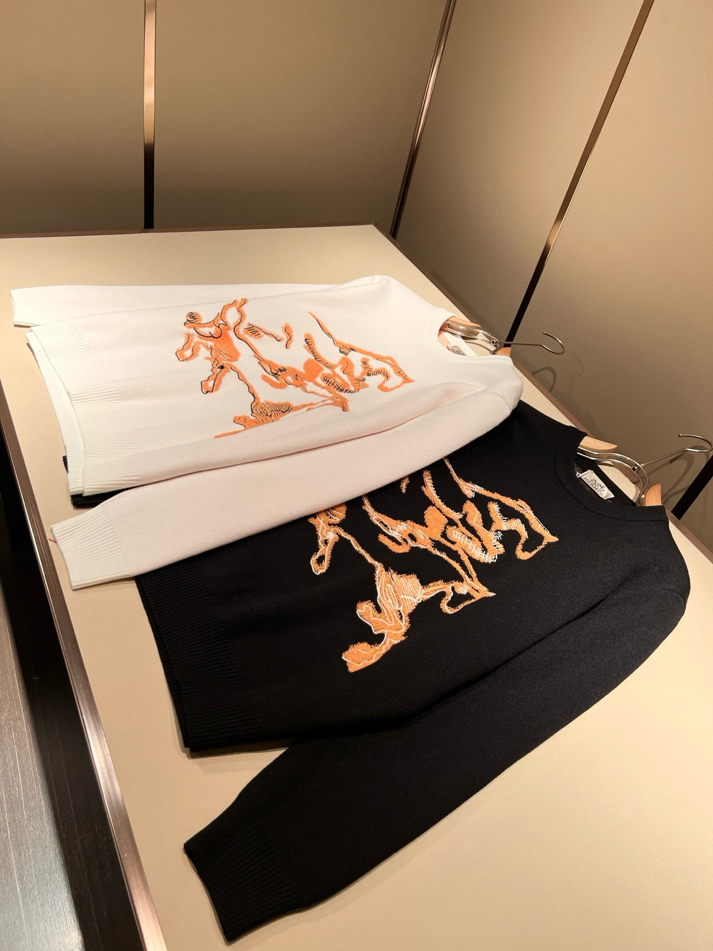 Her*mes爱*仕2025秋冬新款男士针织羊毛衫，全新升级百搭基础款，低调奢华，品格之选！甄选优质精选