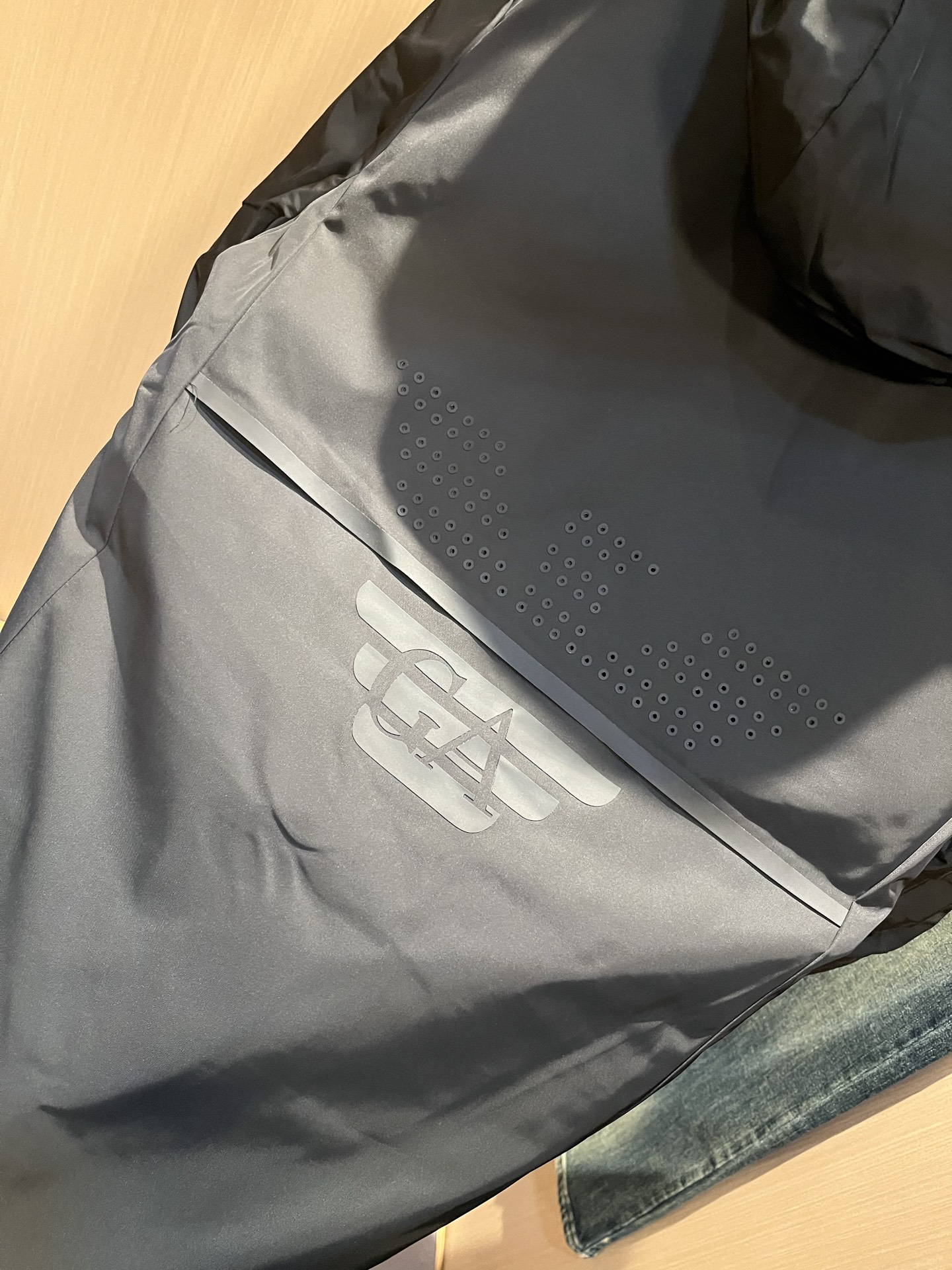 。Arman阿*尼 2025秋冬休闲羽绒夹克外套，最新时尚休闲拉链夹克，时尚夹克外套!贸易公司渠道稀出，