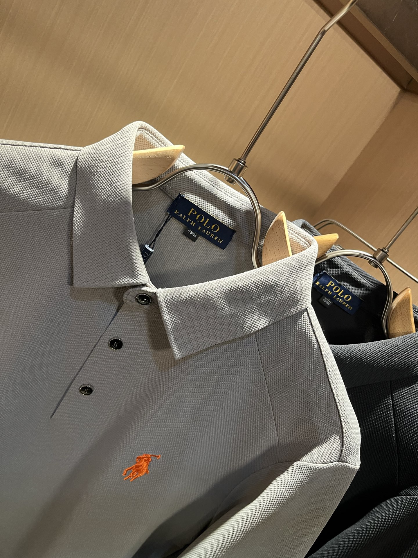 Louls**Vultt*n路易*登 2025秋冬新款松紧腰休闲裤 ！前后标识logo图案修饰！劈裂度达